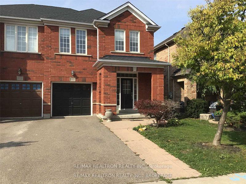 910 Isaac Phillips Way, Newmarket — Semi-Detached for sale, photo 1