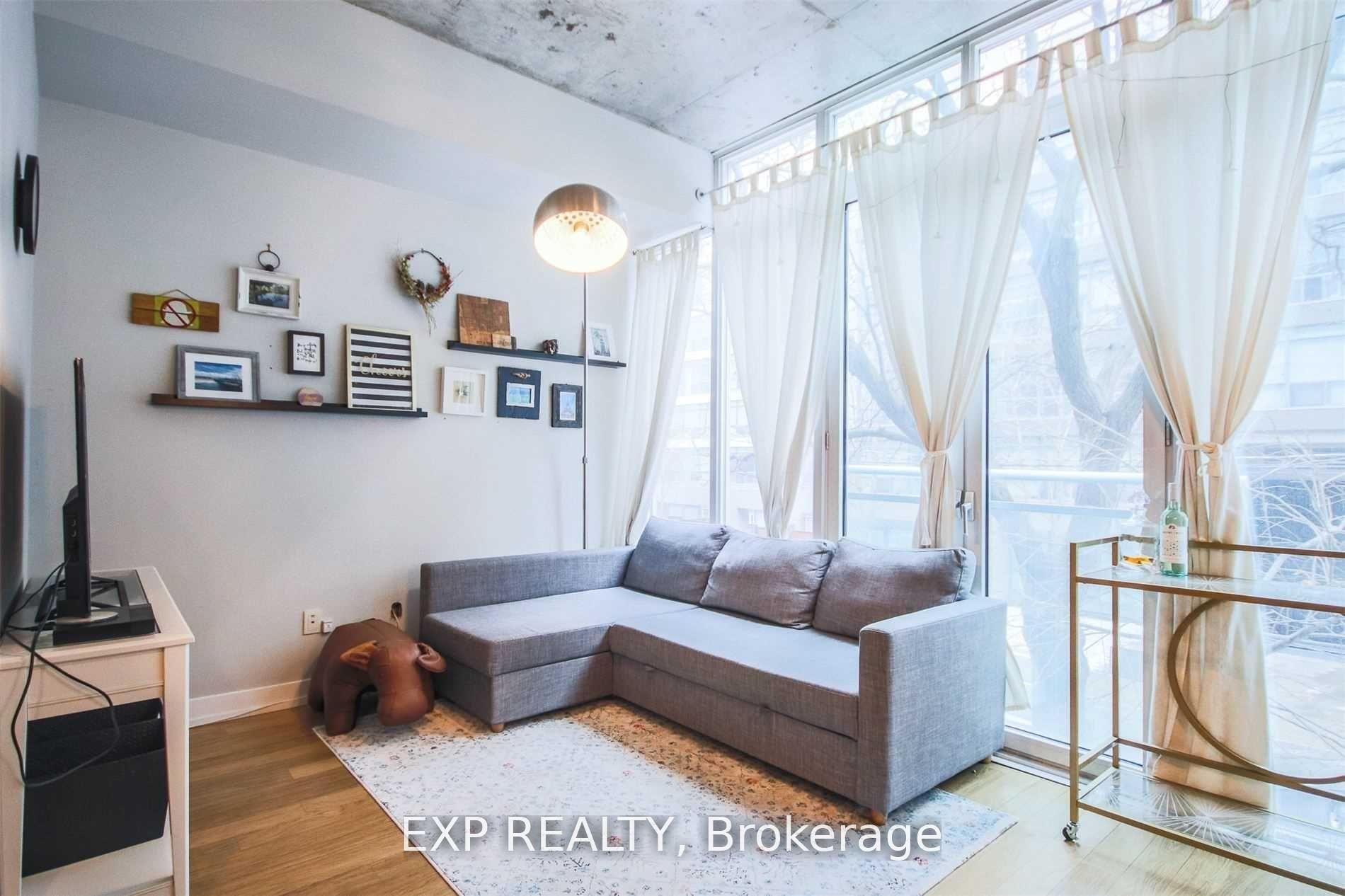 20 Stewart Street 202 #202 — photo 1