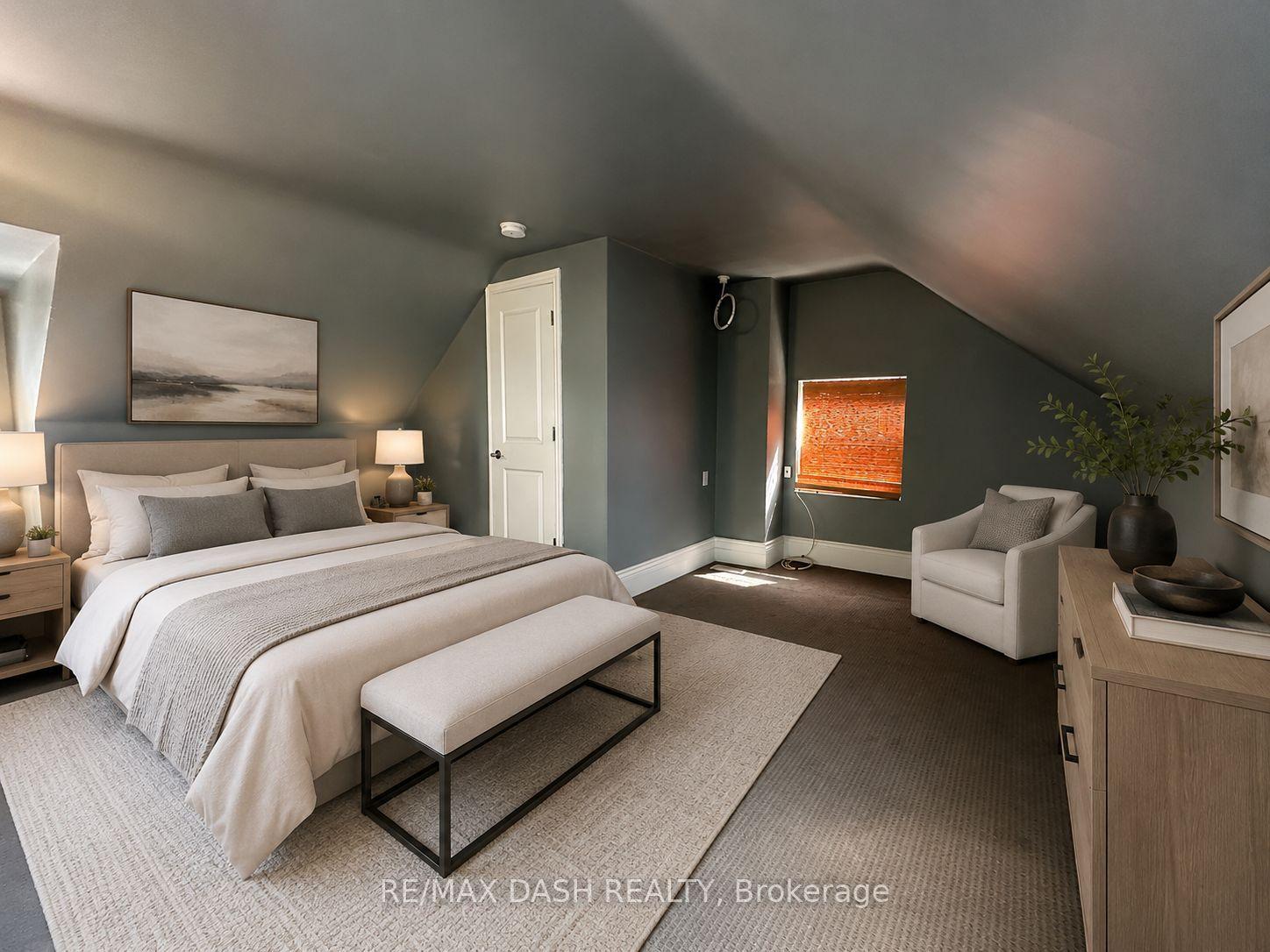 1531 Queen Street E Upper #Upper, Toronto — Semi-Detached for lease, photo 1