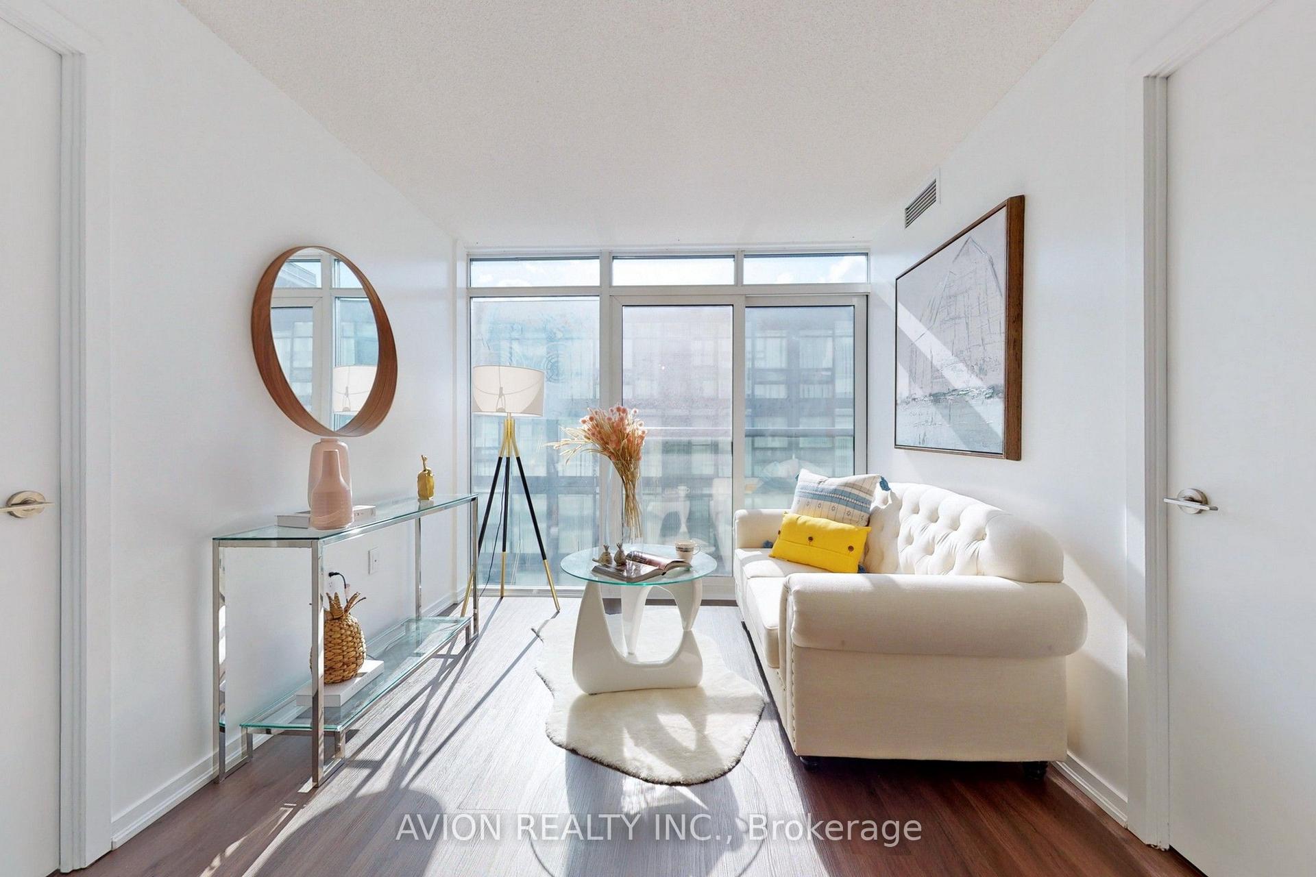 36 Lisgar Street 2106E #2106E — photo 1