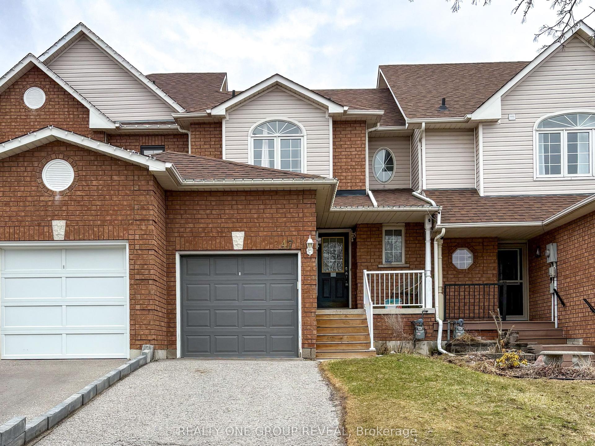 47 Cornish Drive — photo 1