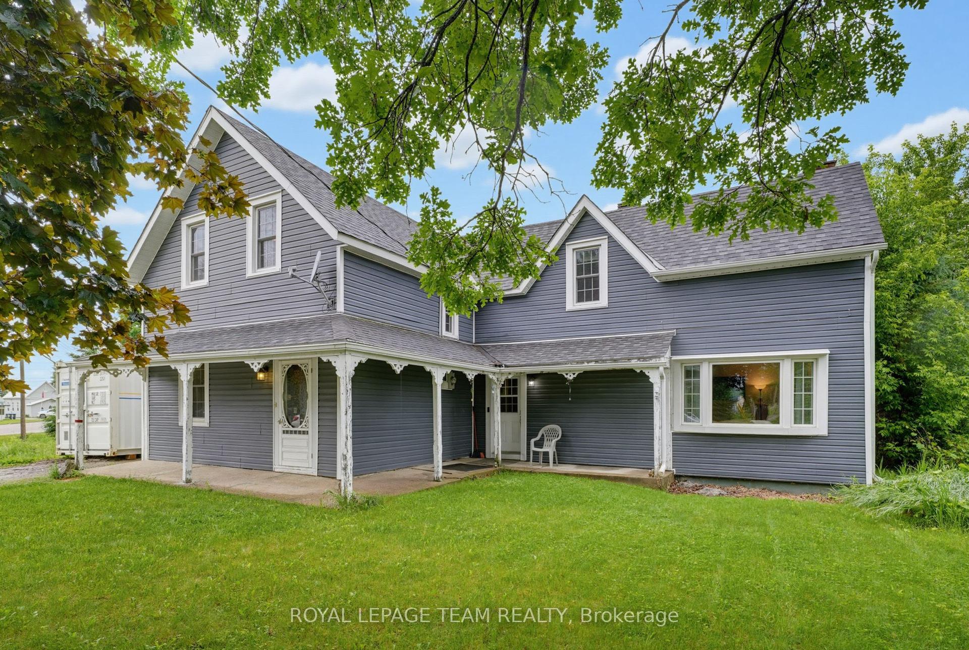1868 GORE Line, Whitewater Region — Detached for sale, photo 1