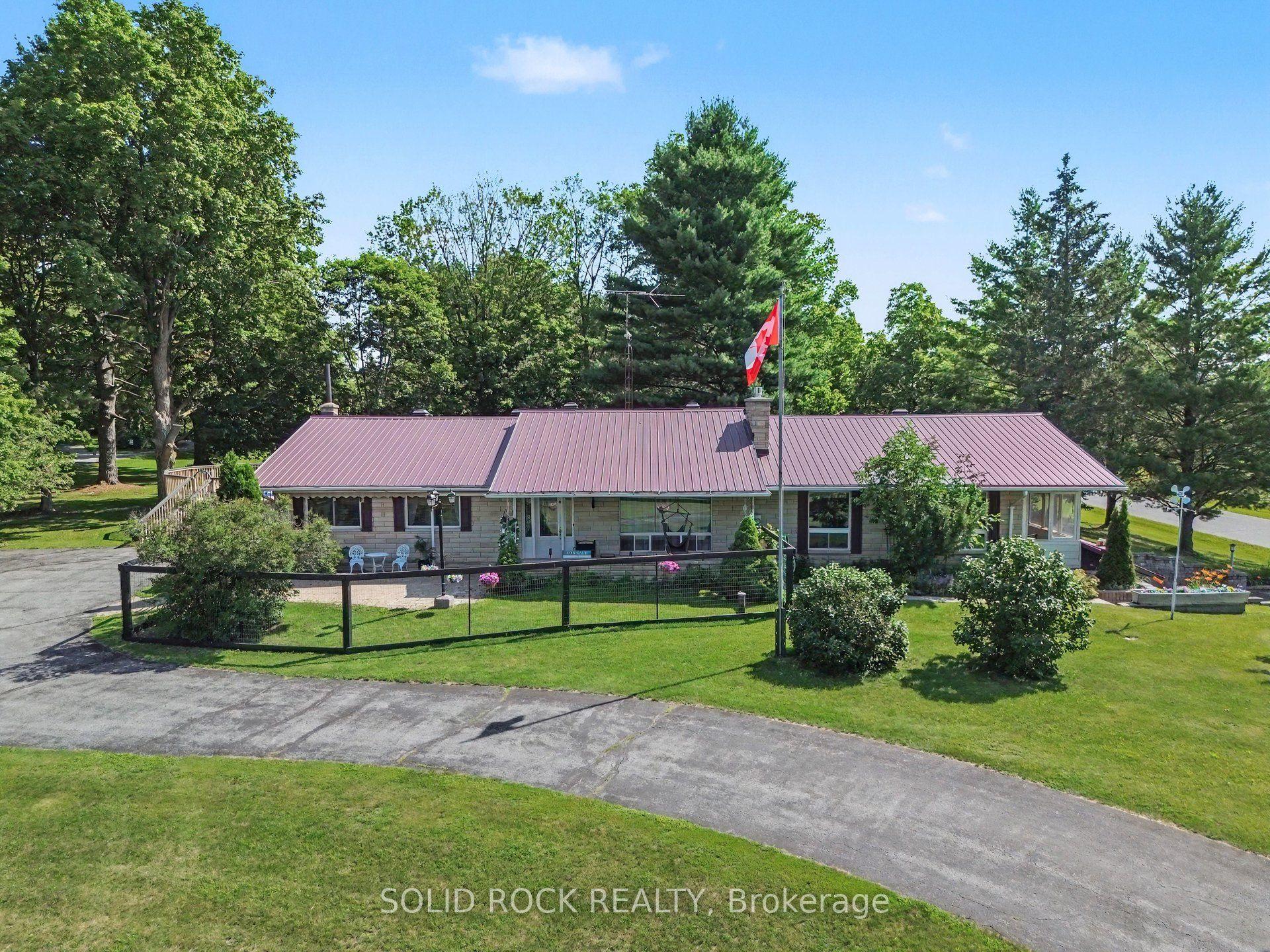 220 Highfield Crescent, Beckwith — Detached for sale, photo 1