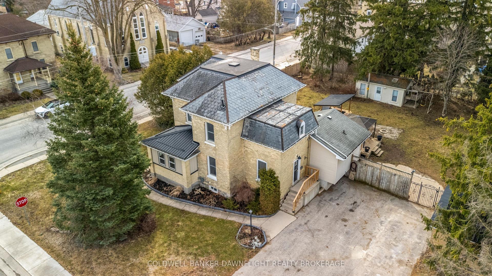 80 Nelson Street — photo 1