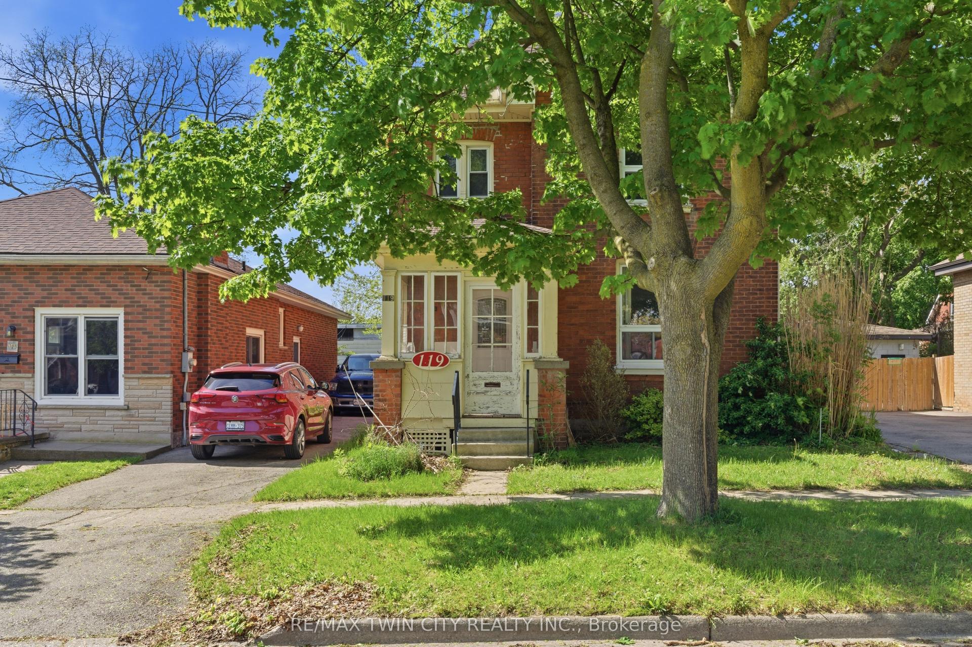 119 East Avenue E — photo 1