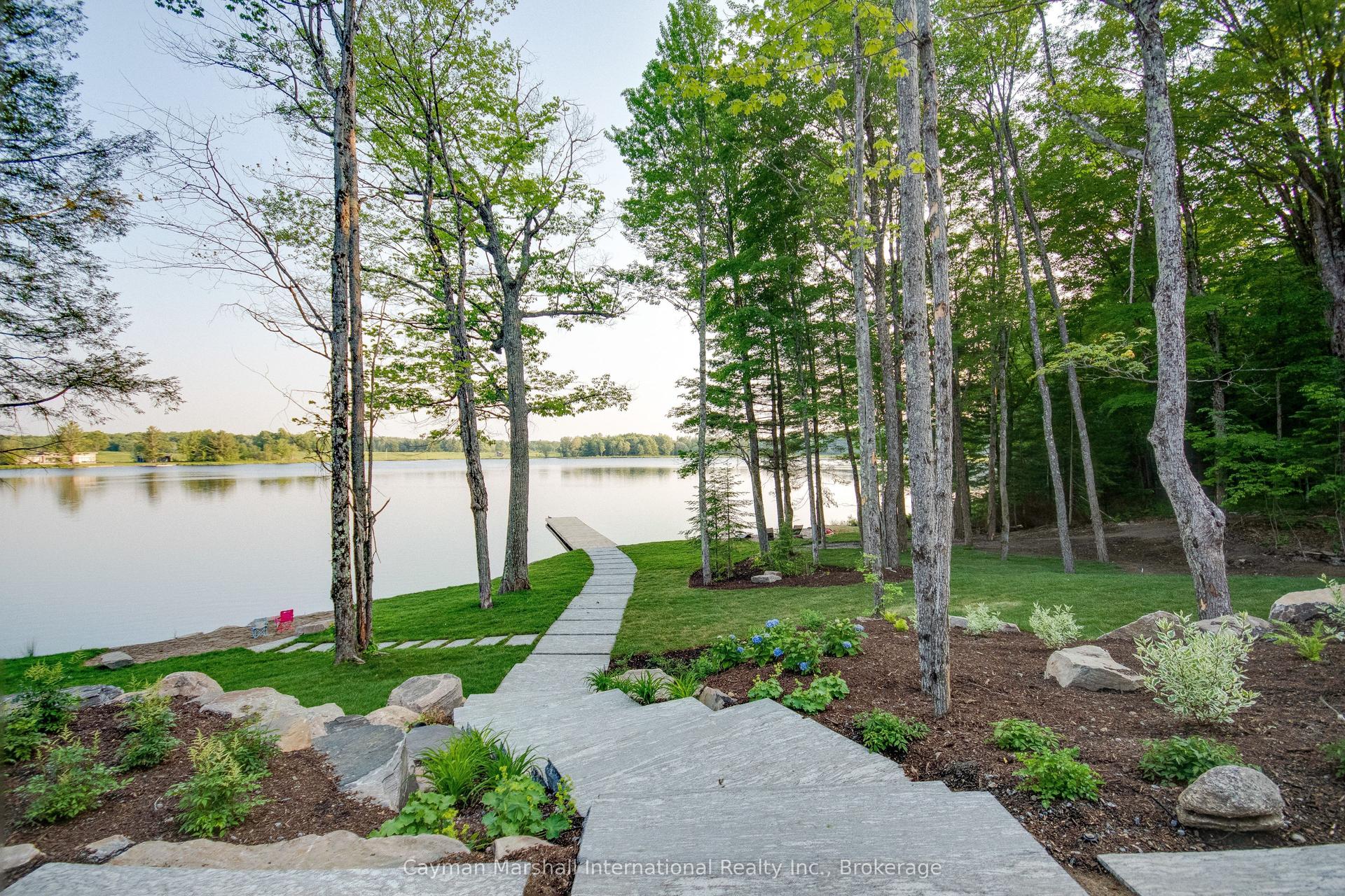 1331 South Monck Drive 4 #4, Muskoka Lakes — Detached for sale, photo 1