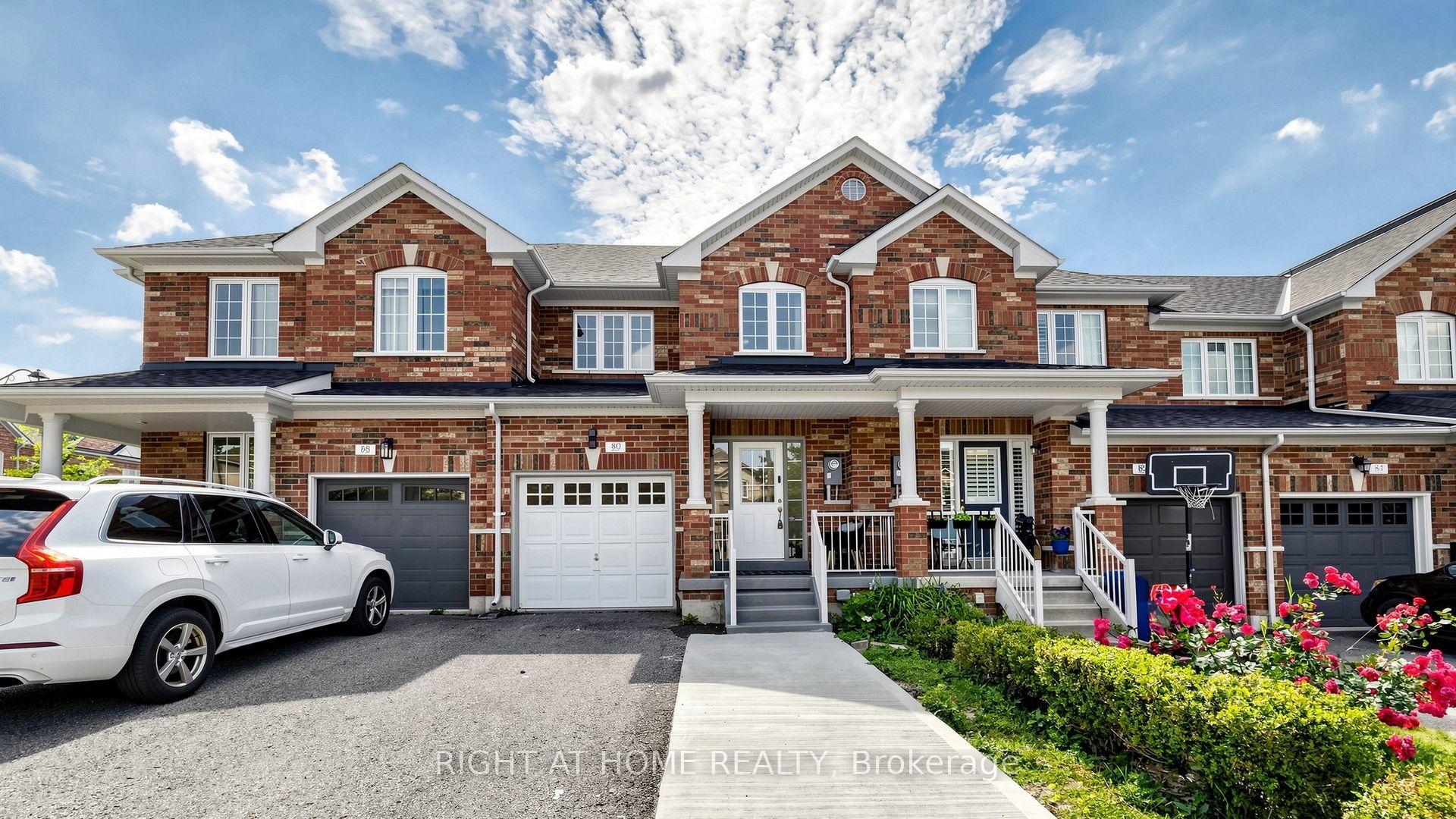 80 Barr Crescent, Aurora — Townhouse for sale, photo 1