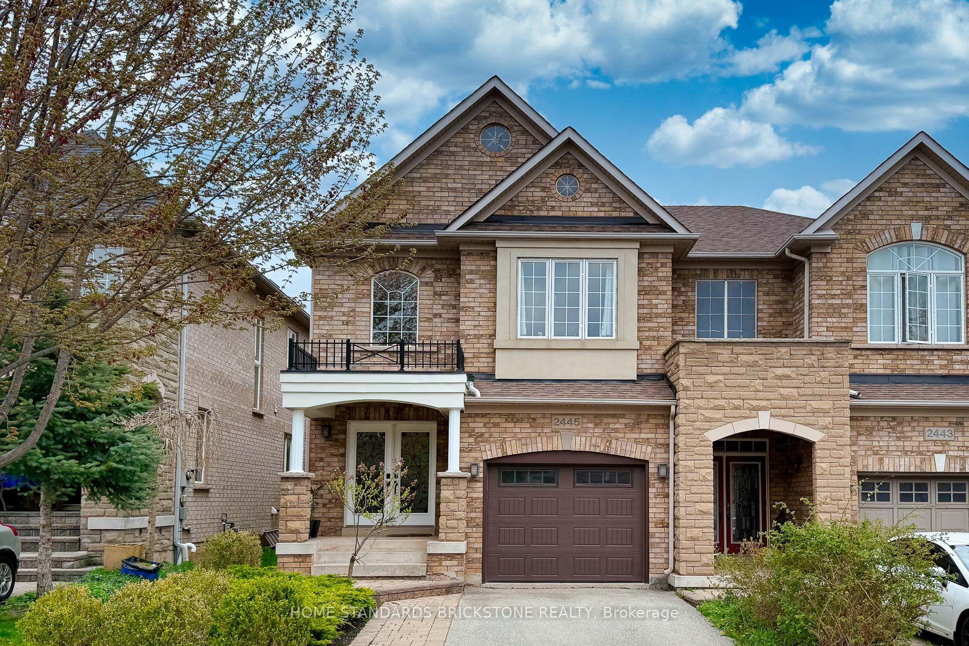 2445 Felhaber Crescent — photo 1