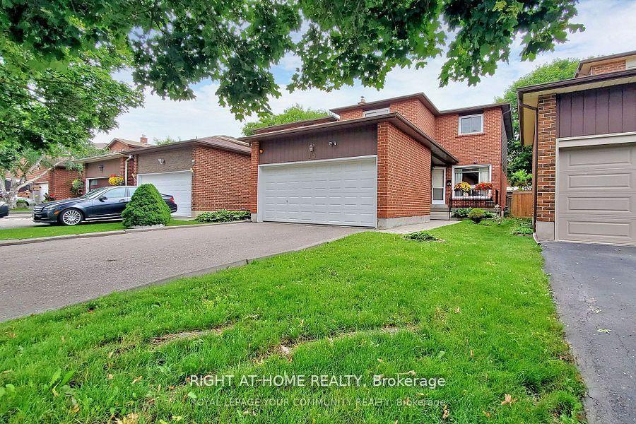 15 Coventry Court E, Richmond Hill — Detached for lease, photo 1