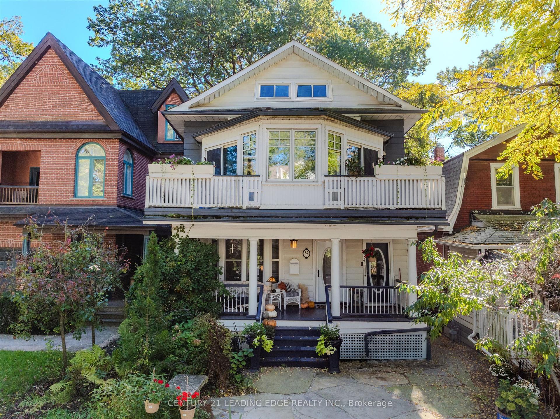 9 Balmy Avenue — photo 1