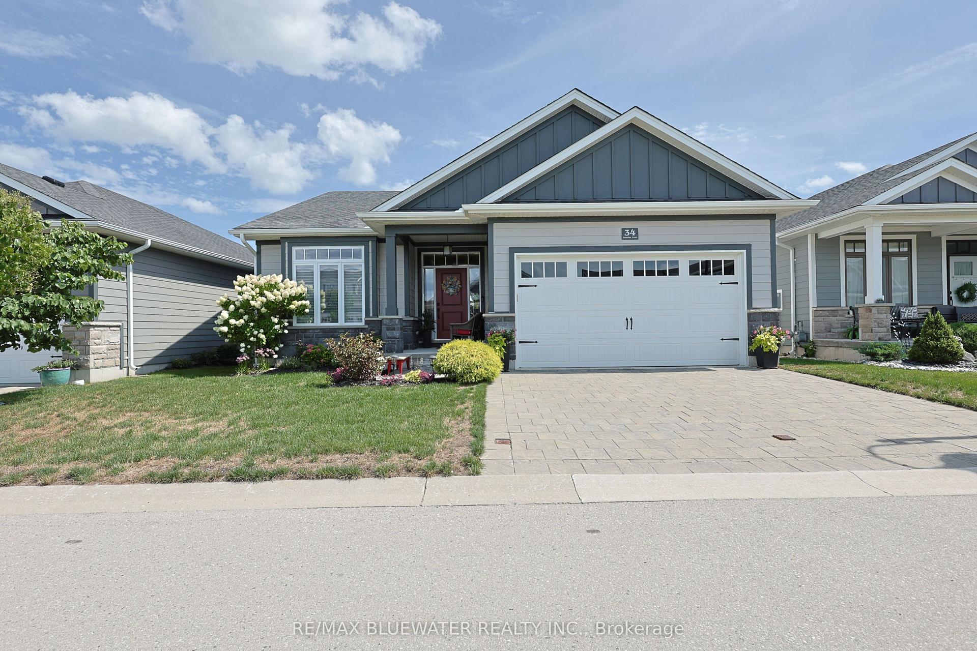 34 Sunrise Lane, Lambton Shores — Condo for sale, photo 1