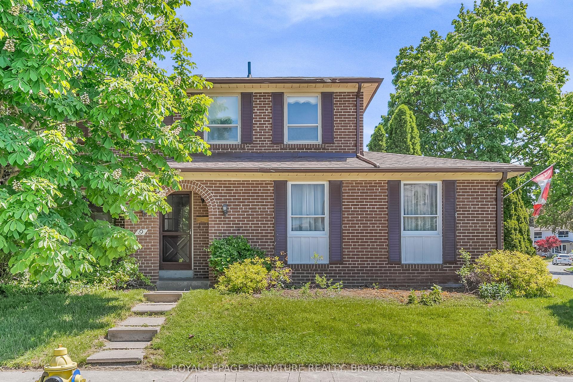 9 Mollard Road — photo 1