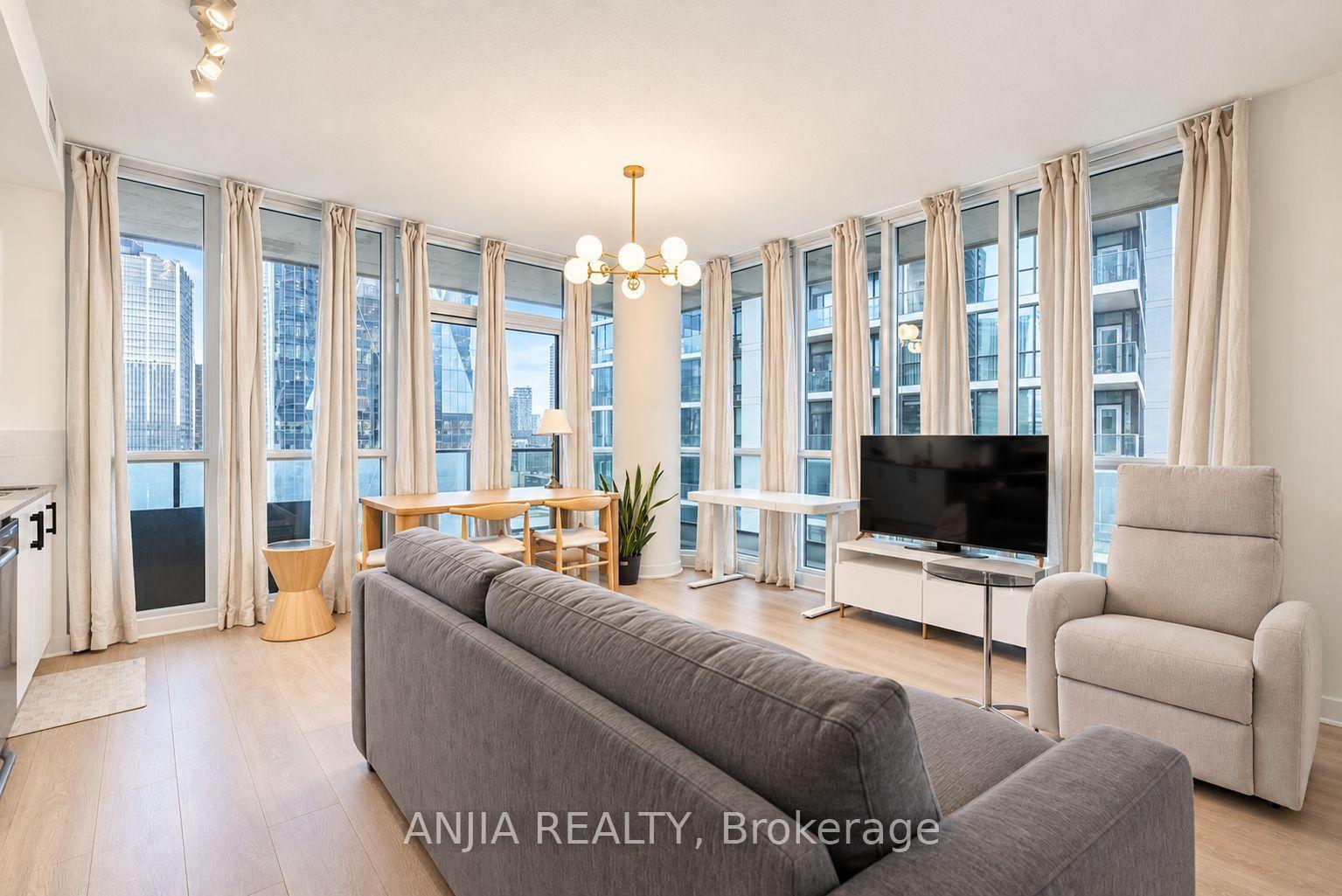 33 Bay Street 3004 #3004, Toronto — Condo for lease, photo 1