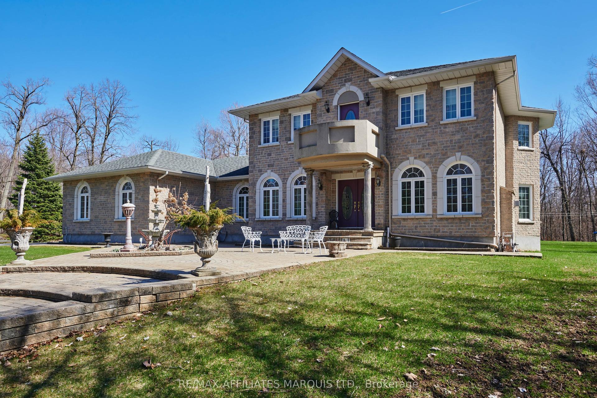 16935 Beaver Dam Drive — photo 1