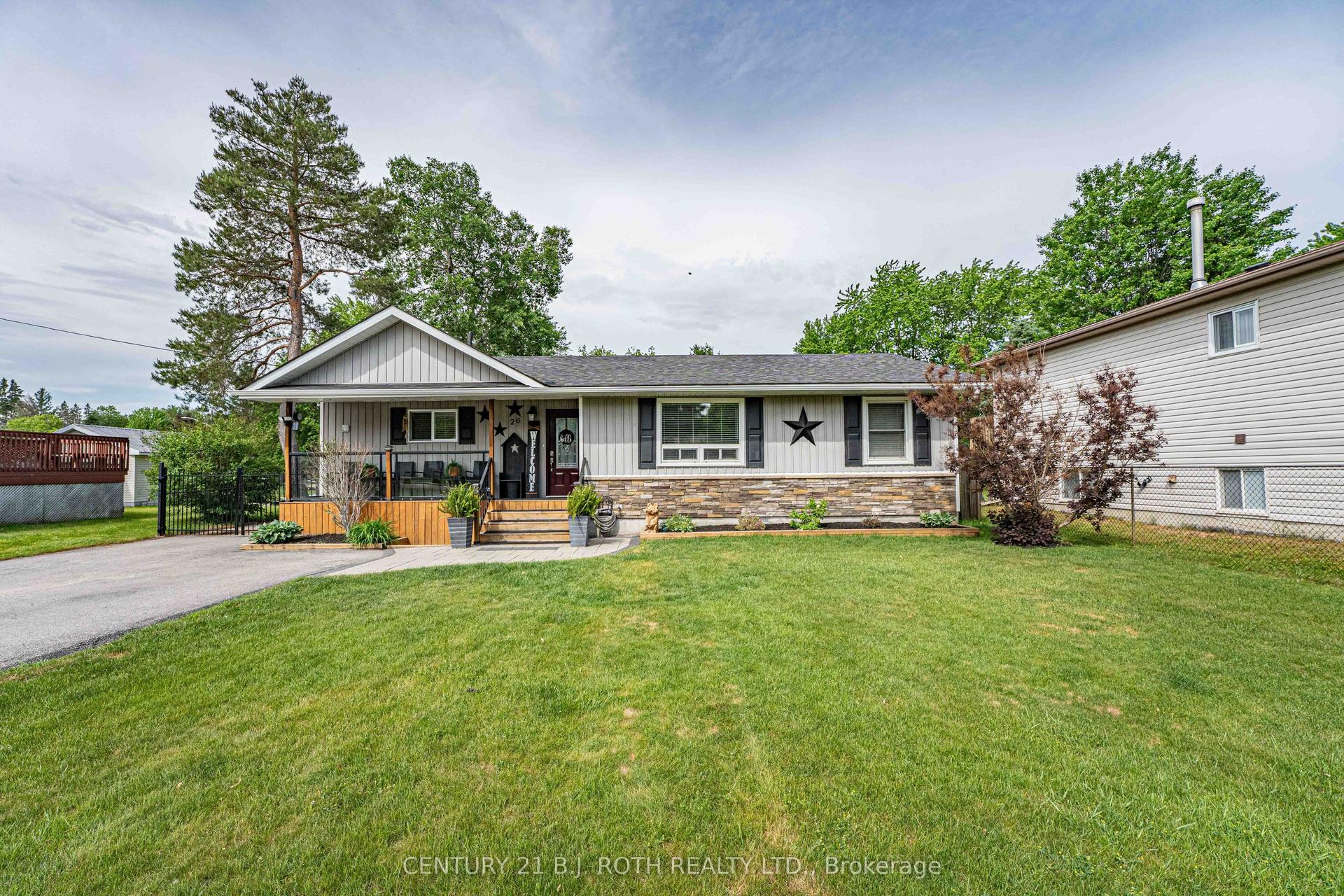 26 Coulson Avenue — photo 1