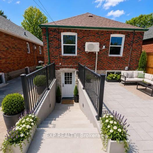 11 Fairside Avenue 2 #2 — photo 1