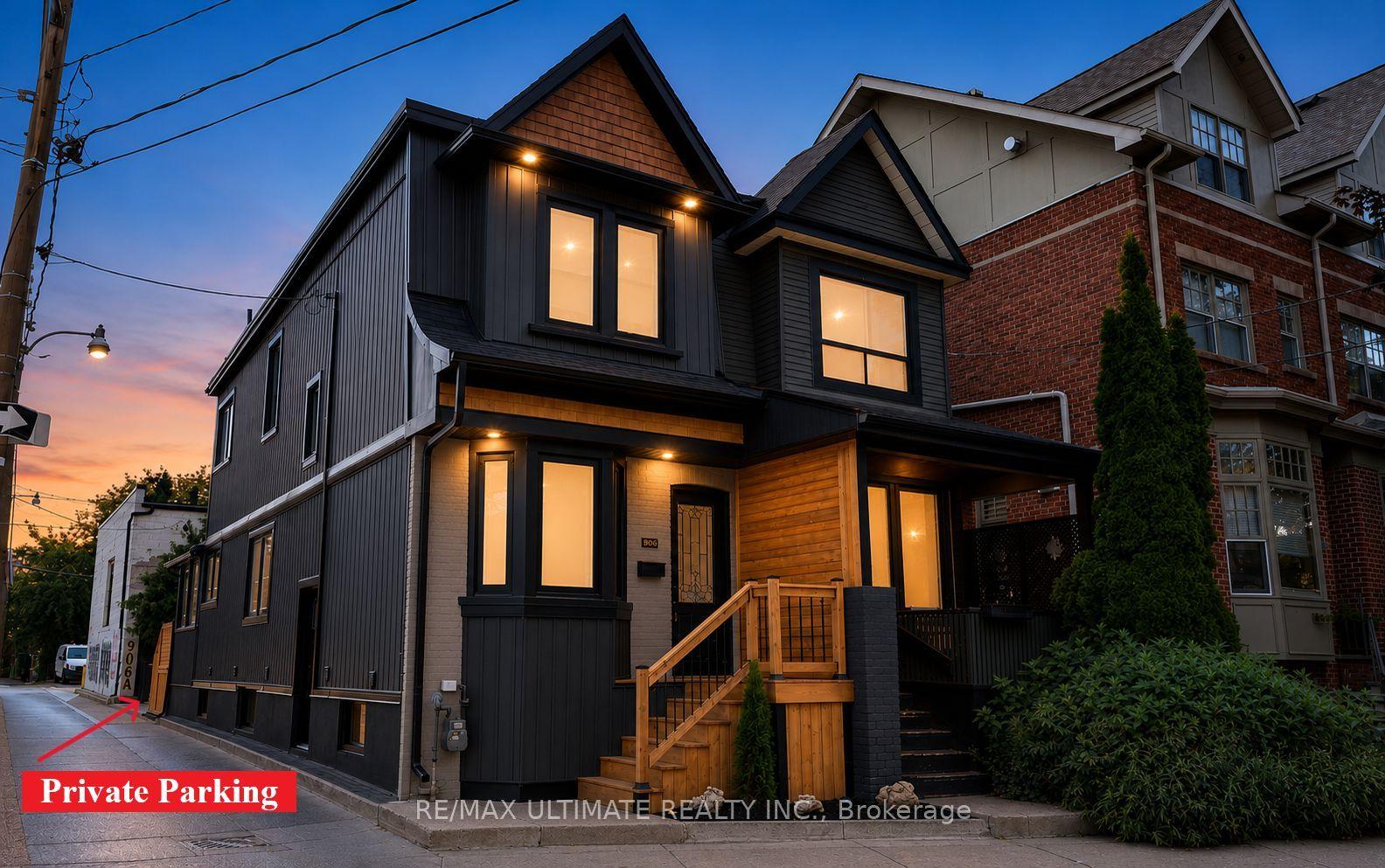 906 Logan Avenue, Toronto — Semi-Detached for sale, photo 1
