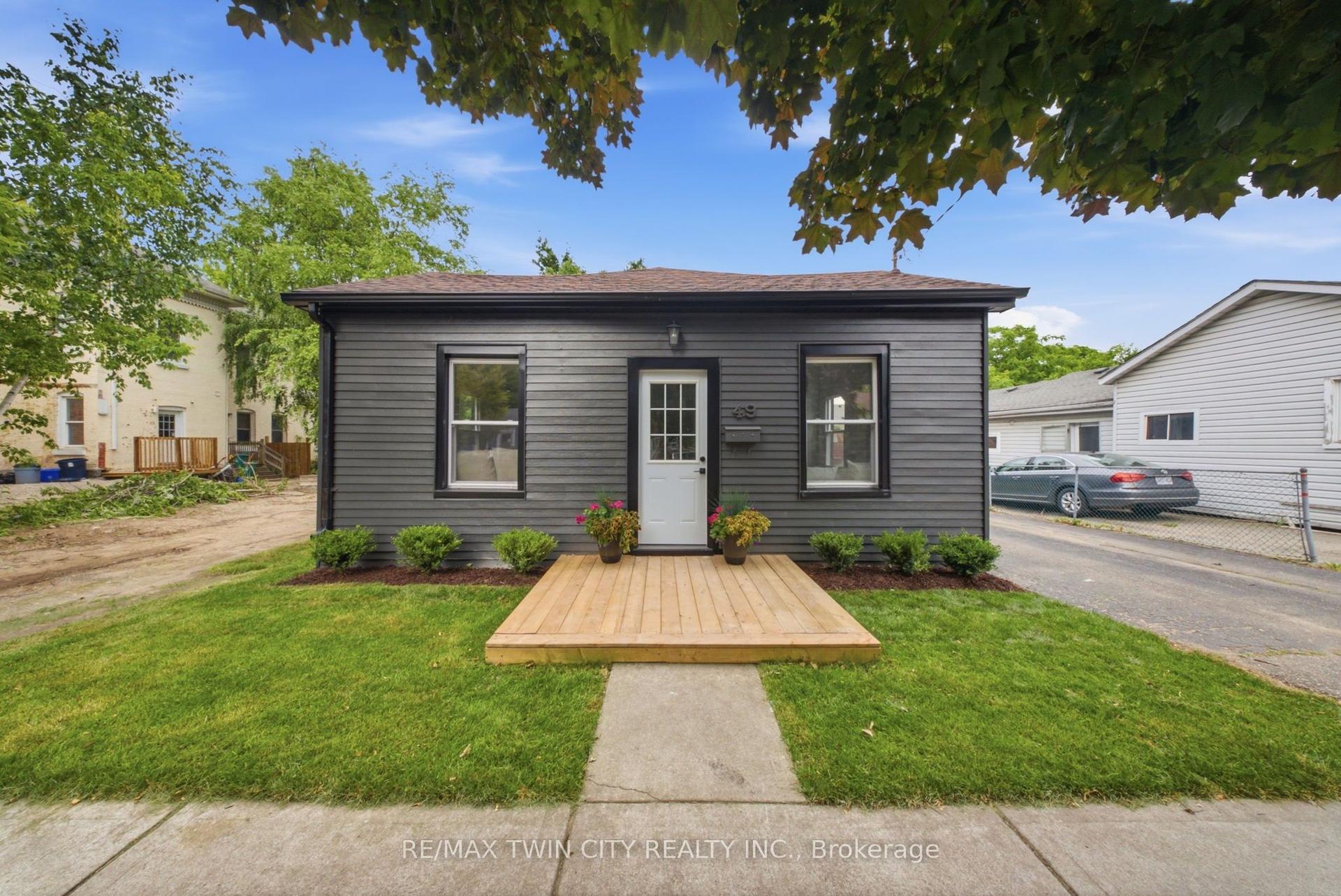 49 Pearl Street — photo 1