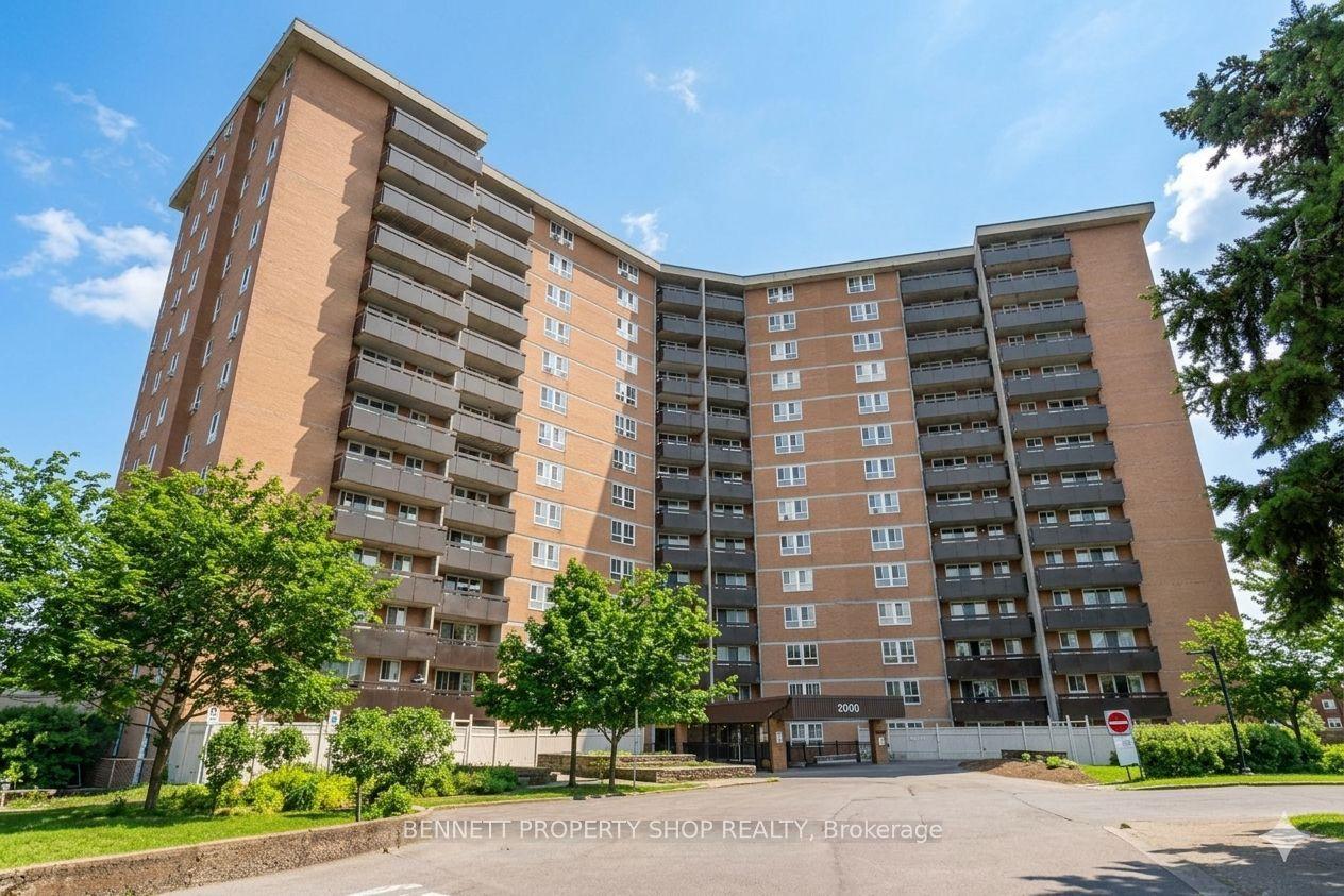 2000 Jasmine Crescent 410 #410, Beacon Hill North - South and Area — Condo for sale, photo 1