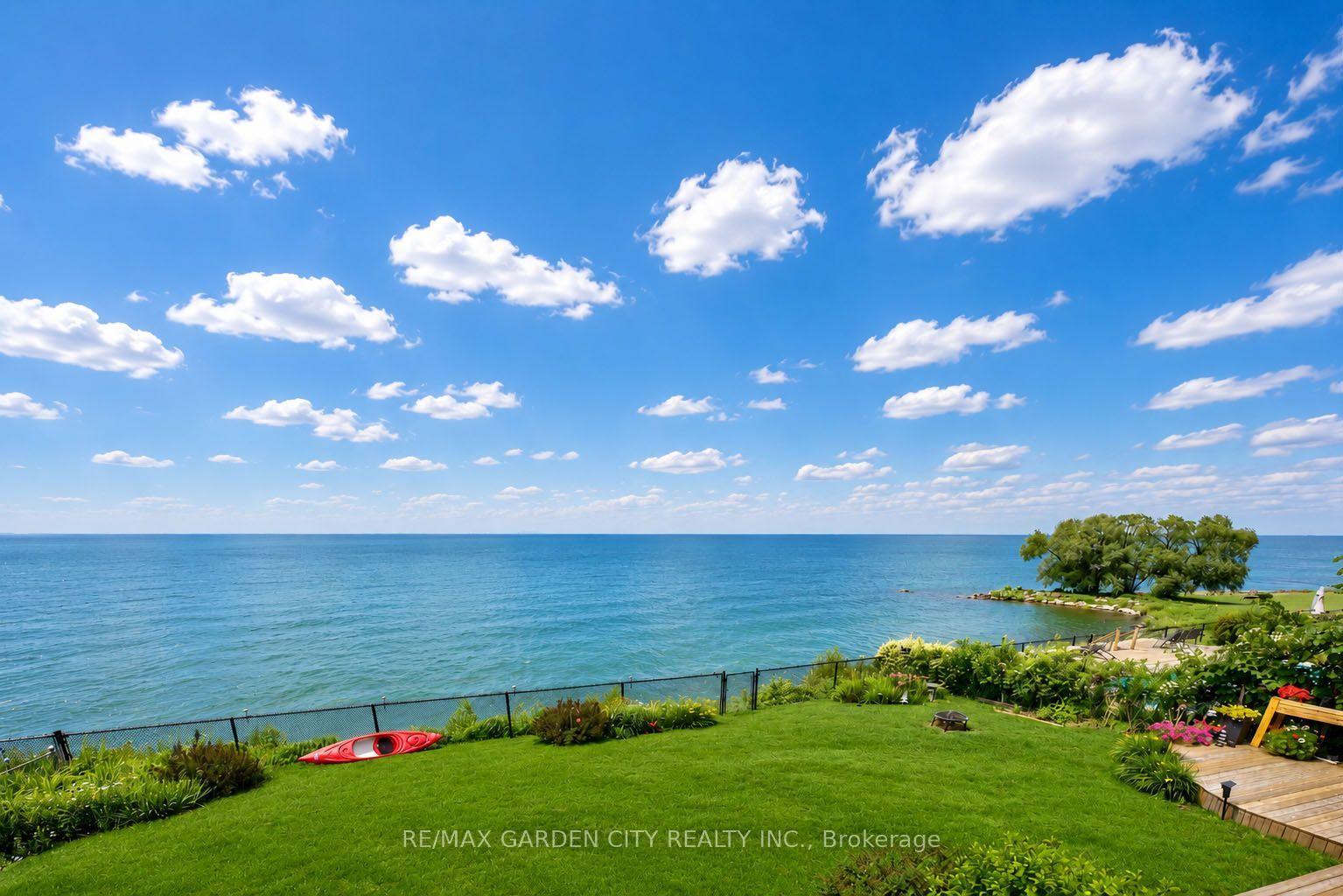 15 CHEVAL Drive, Grimsby — Detached for sale, photo 1
