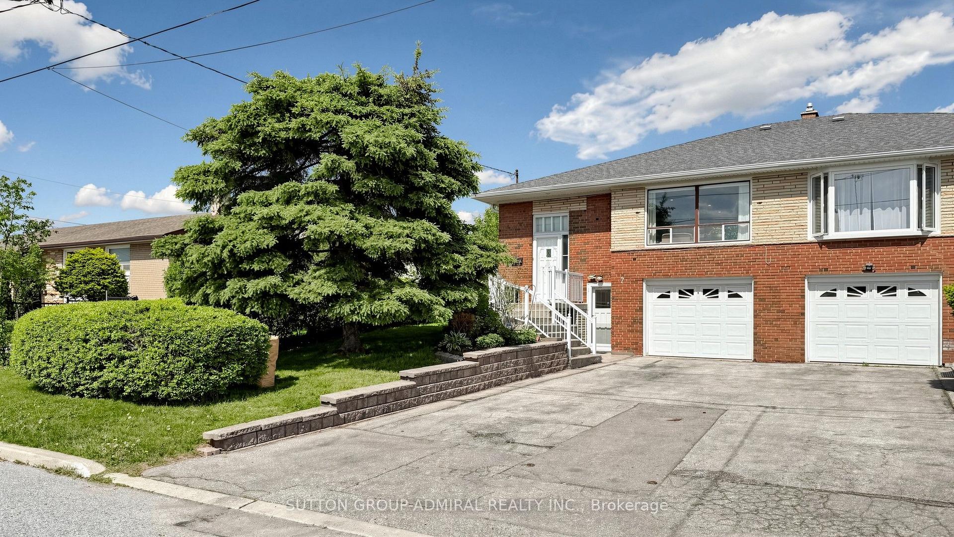 7 Whitbread Crescent — photo 1