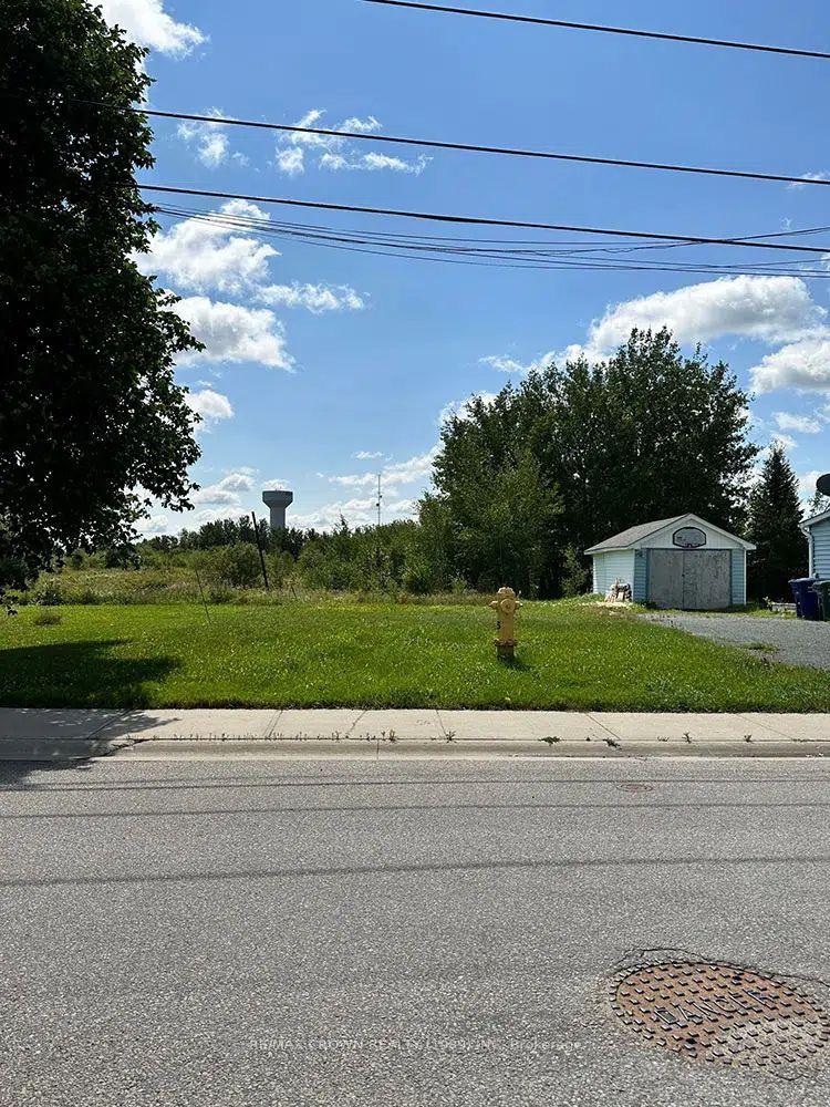 87 Hollywood Avenue, Smooth Rock Falls — Land for sale, photo 1