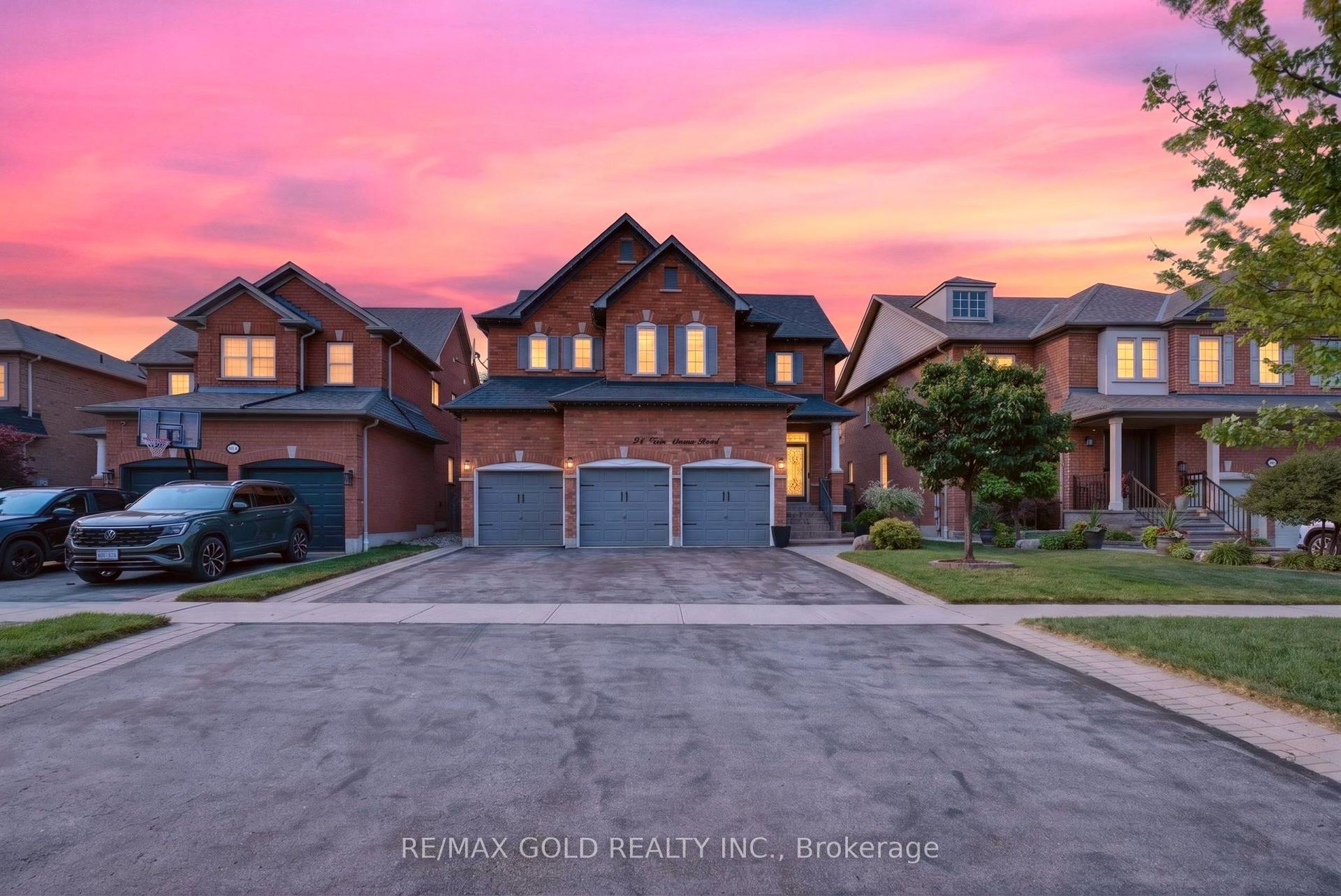 94 Twin Streams Road, Whitby — Detached for sale, photo 1