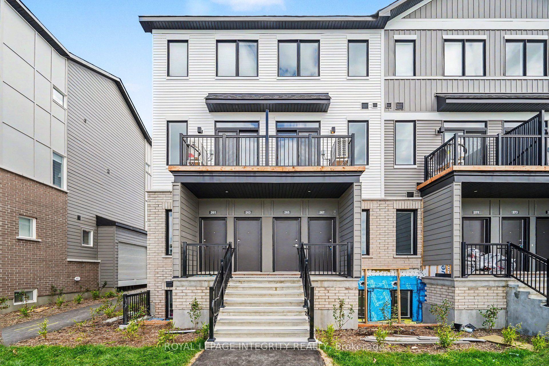 265 Lamarche Avenue, Orleans - Convent Glen and Area — Condo Town for lease, photo 1
