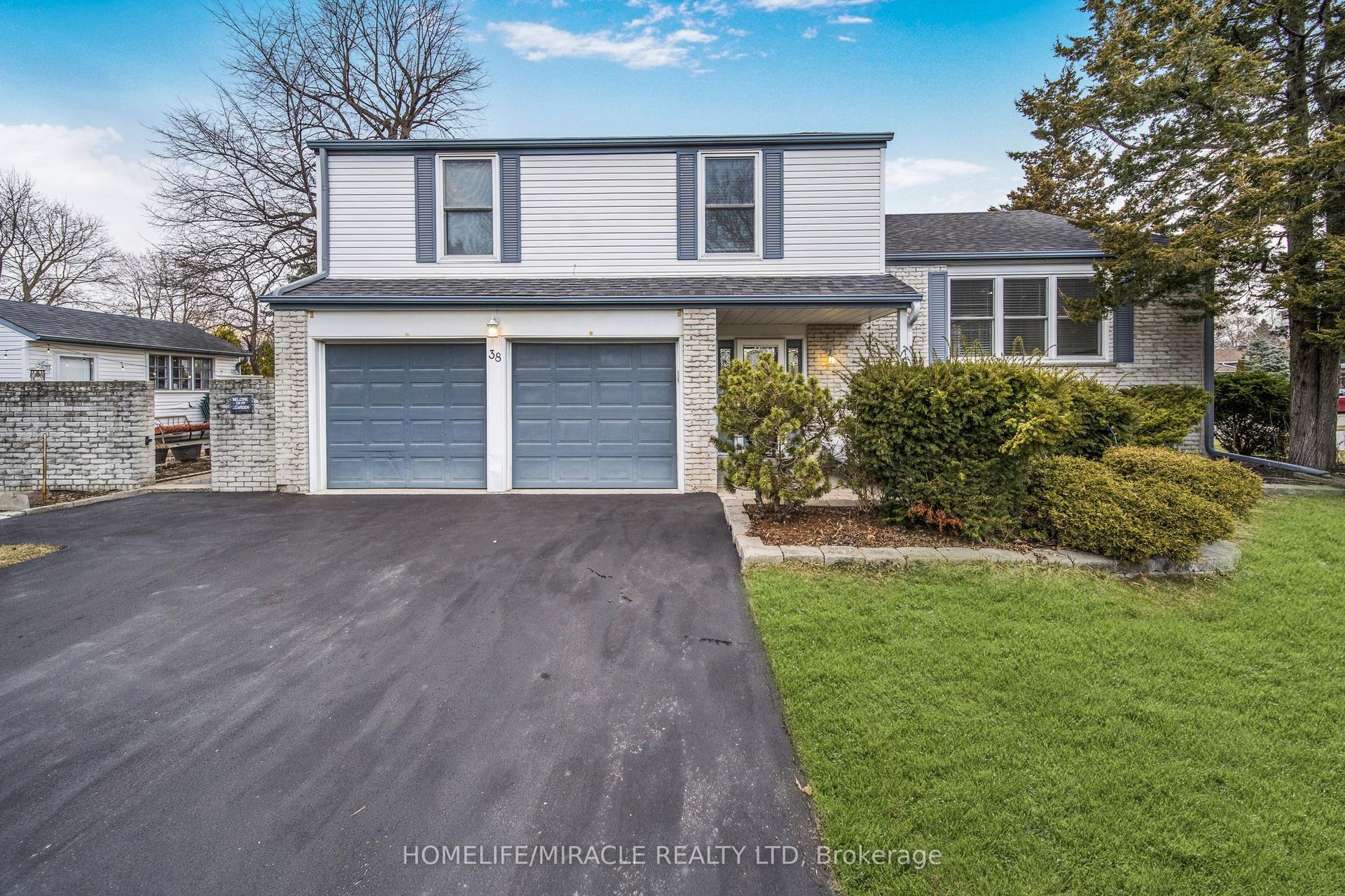 38 River View Drive — photo 1