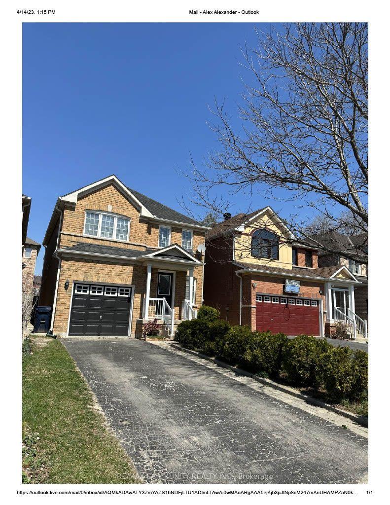 26 Grosbeak Crescent — photo 1
