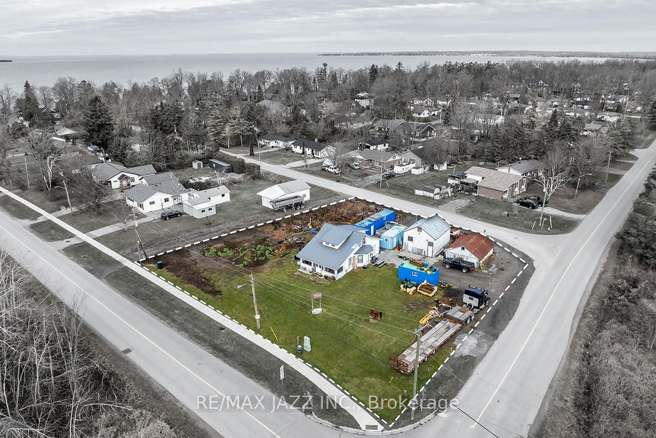 140 Victoria Street — photo 1