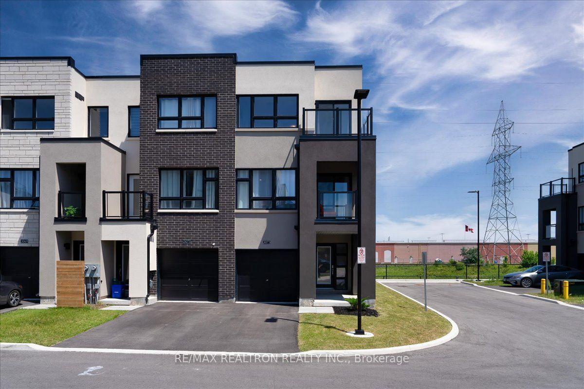 3073 Cherry Blossom Common, Burlington — Townhouse for lease, photo 1