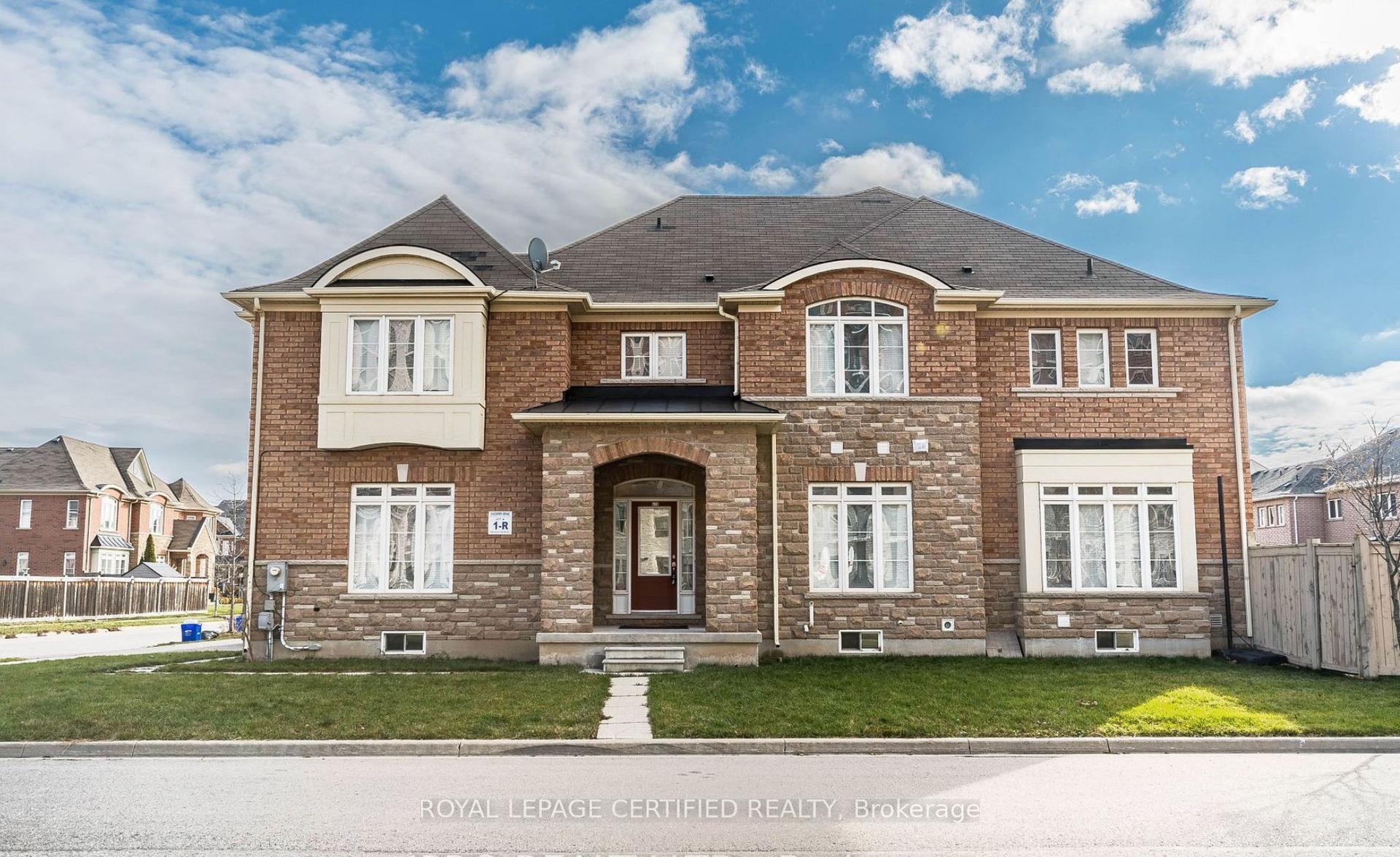 620 Asleton Boulevard, Milton — Semi-Detached for lease, photo 1