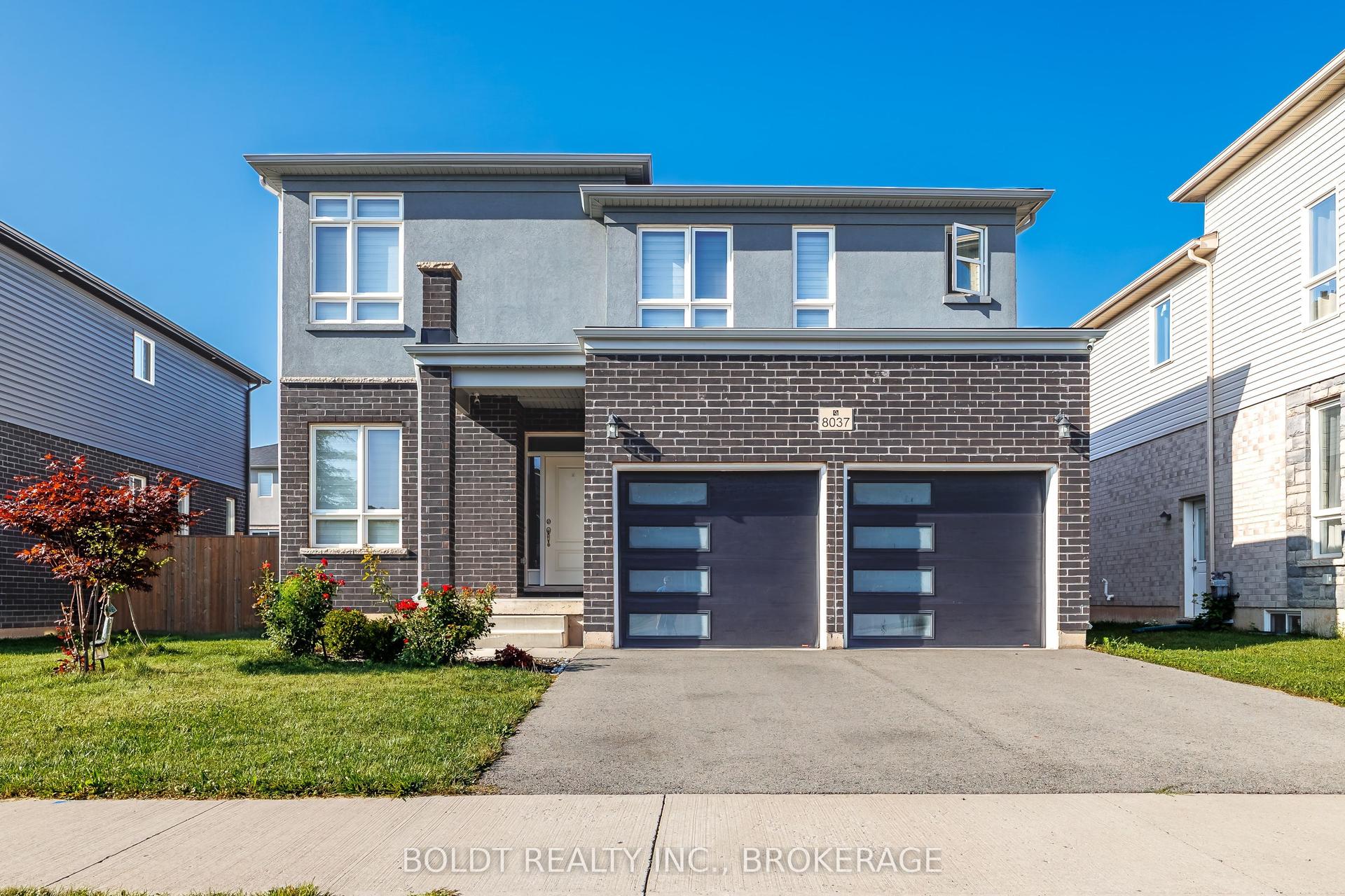 8037 Brookside Drive, Niagara Falls — Detached for sale, photo 1