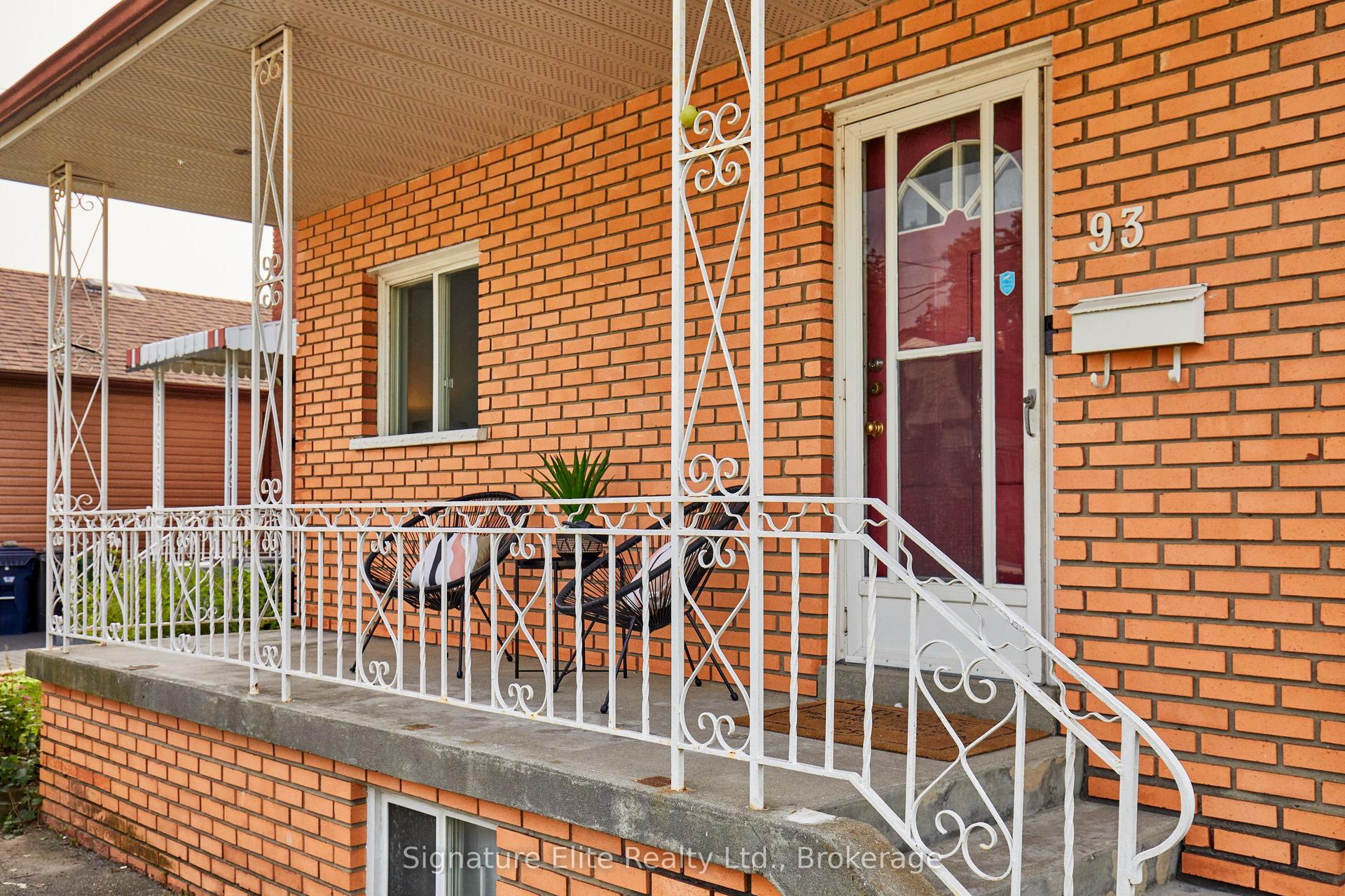 93 Pinegrove Avenue, Toronto — Detached for sale, photo 1