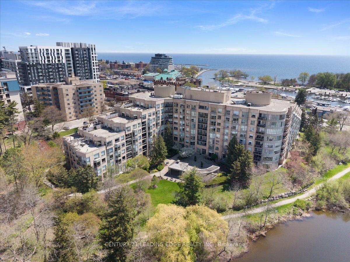 2511 Lakeshore Road W 719 #719 — photo 1