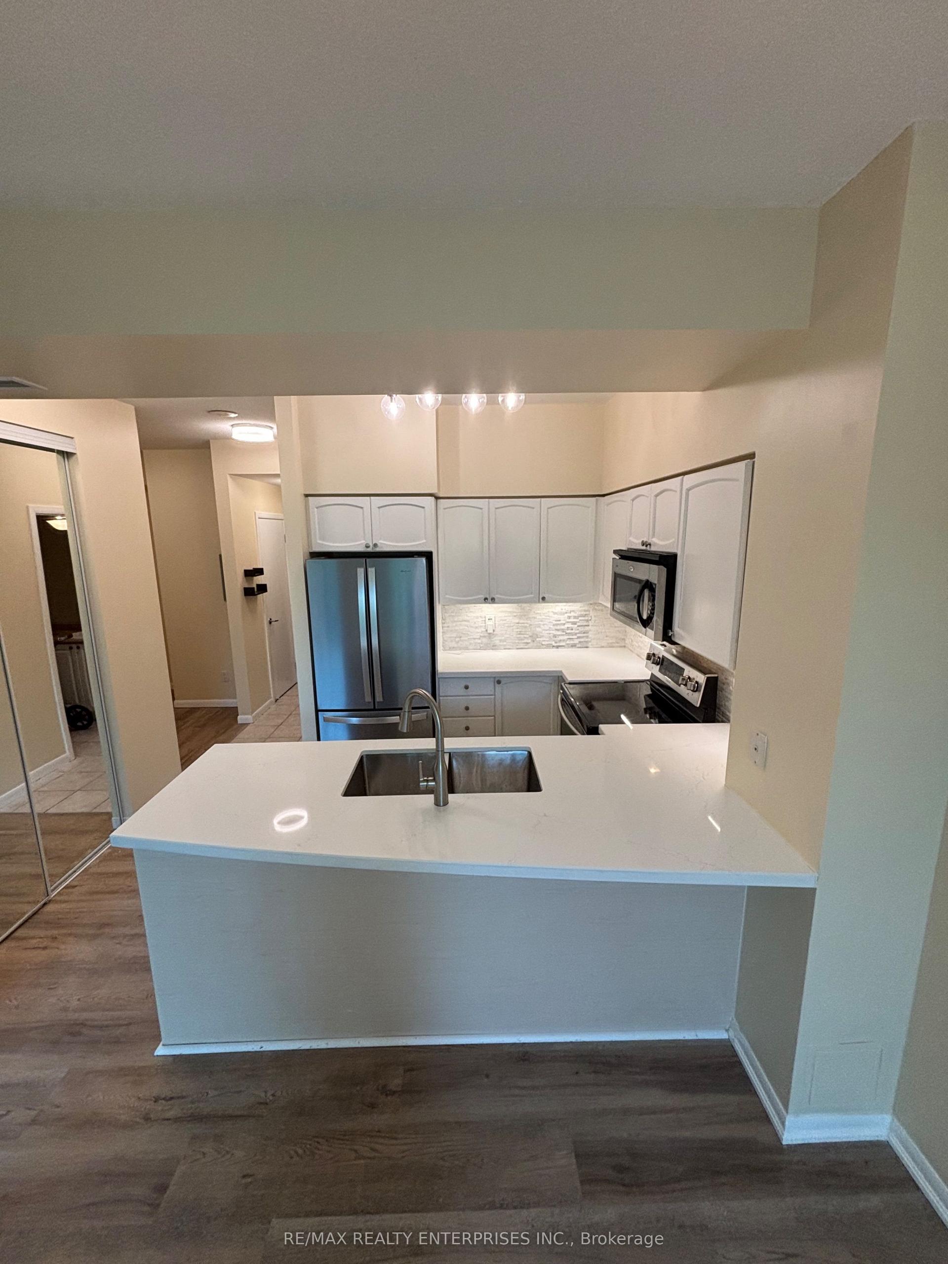 231 Fort York Boulevard 214 #214, Toronto — Condo for lease, photo 1