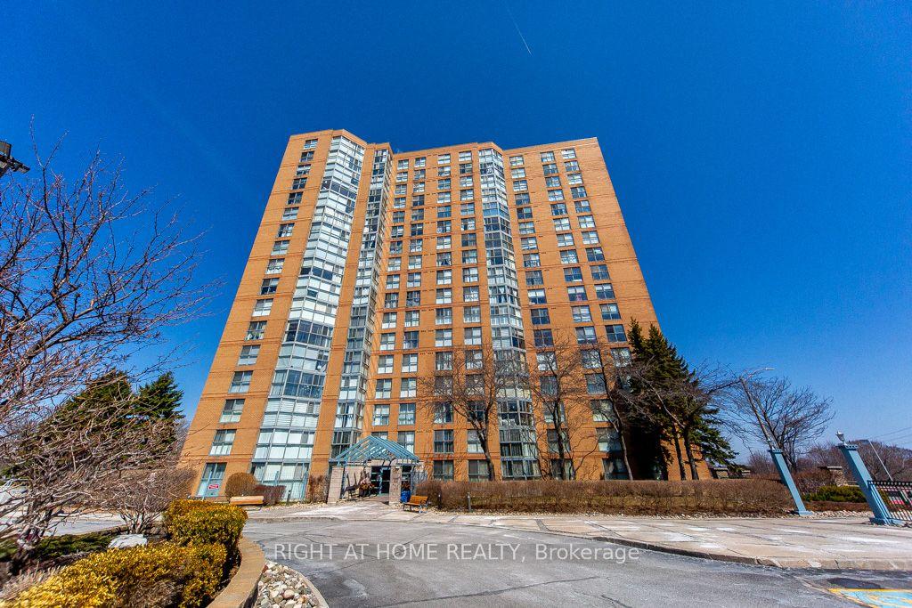90 Dale Avenue 301 #301 — photo 1
