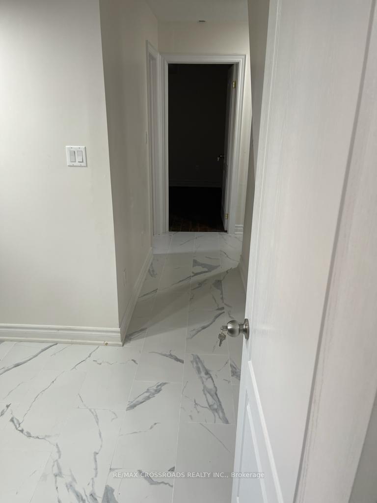 2 Pilkington Drive, Toronto — Townhouse for lease, photo 1
