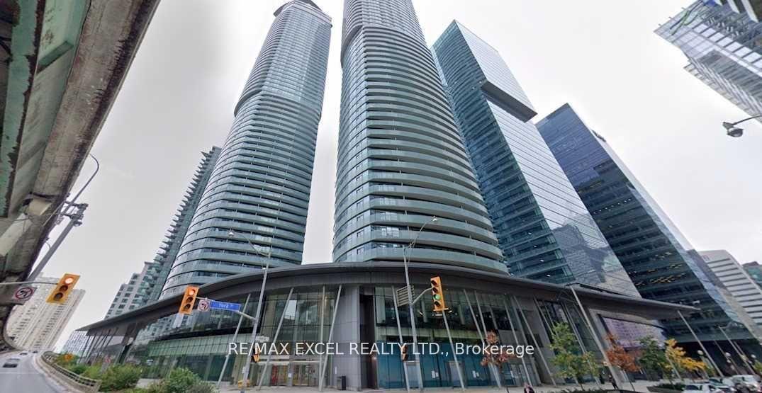 14 York Street 3704 #3704, Toronto — Condo for sale, photo 1