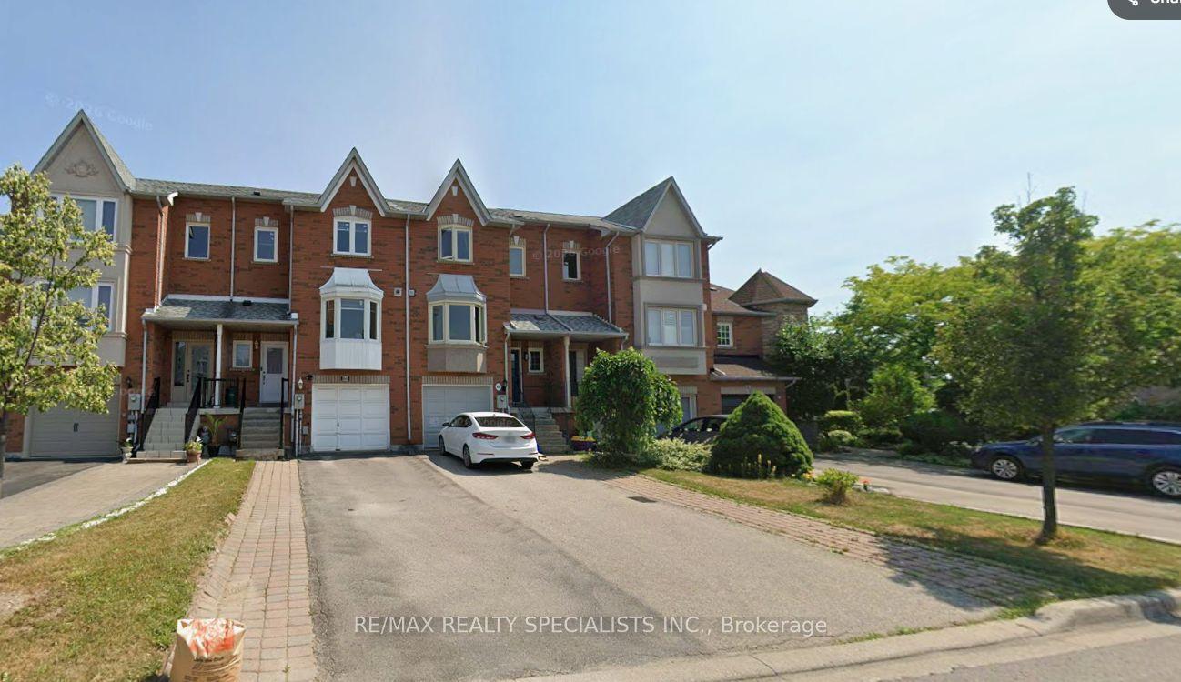 88 Michelle Drive — photo 1
