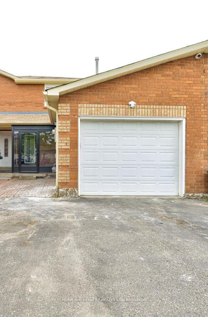 109 Woodsend Run — photo 1