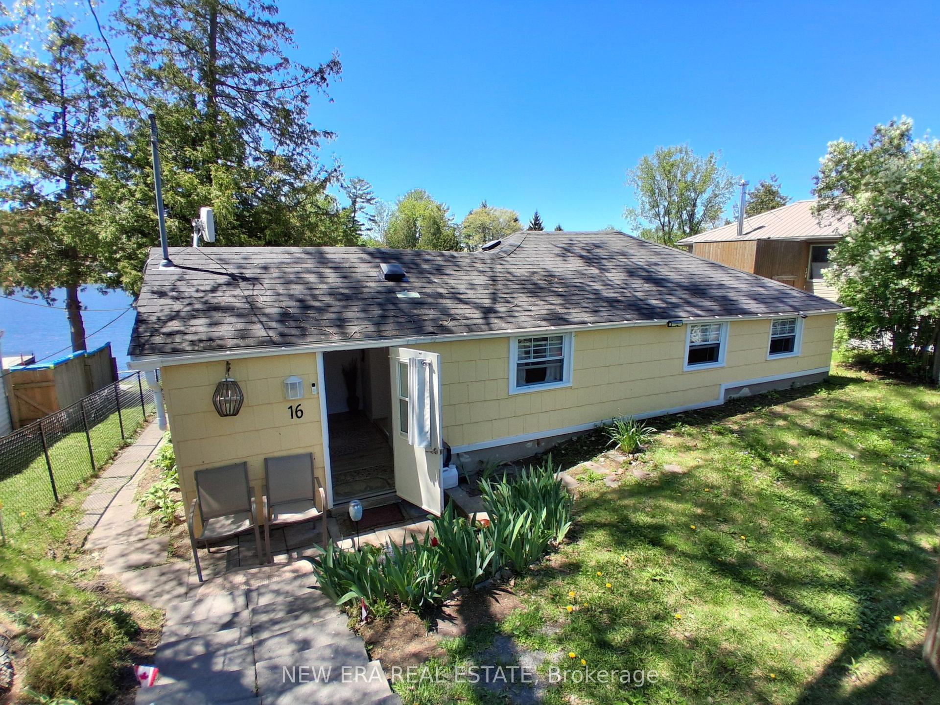 16 Pines Lane — photo 1