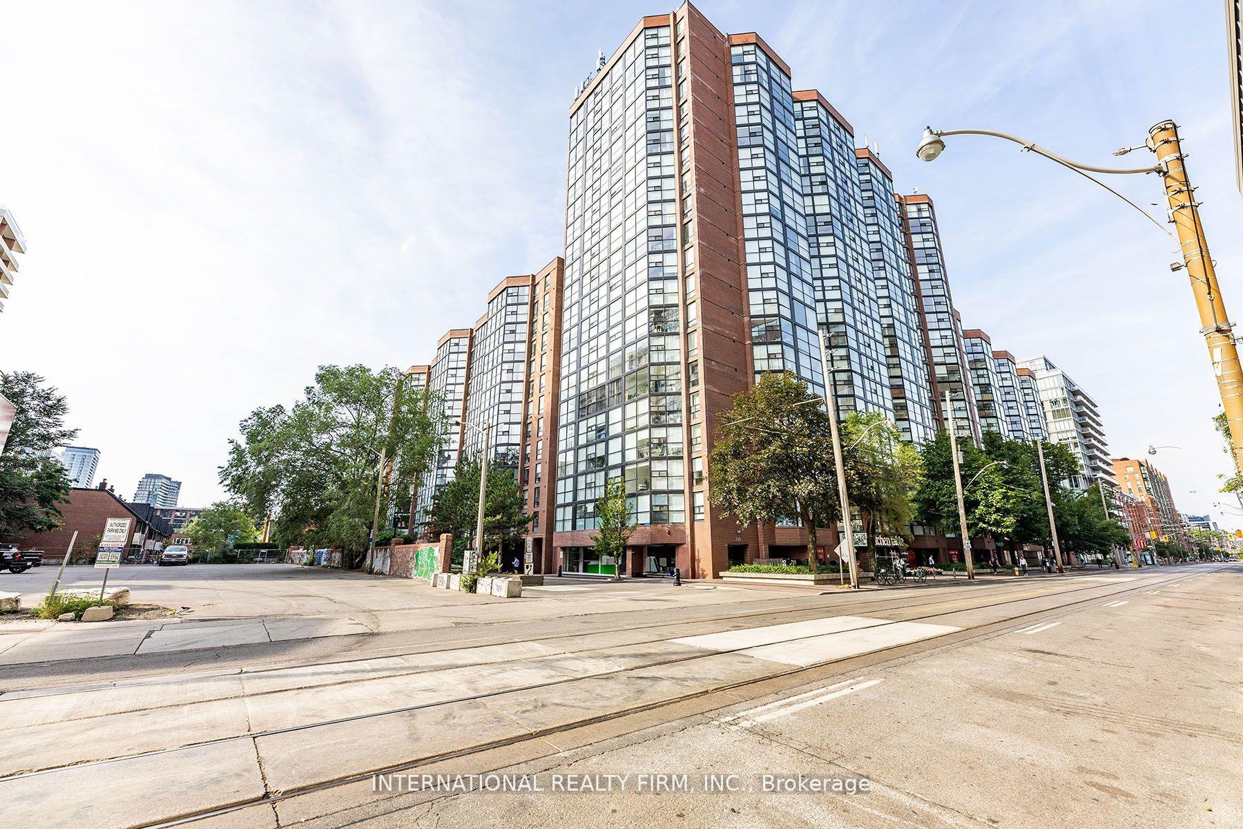 705 KING STR. 215 Street W 215 #215 — photo 1