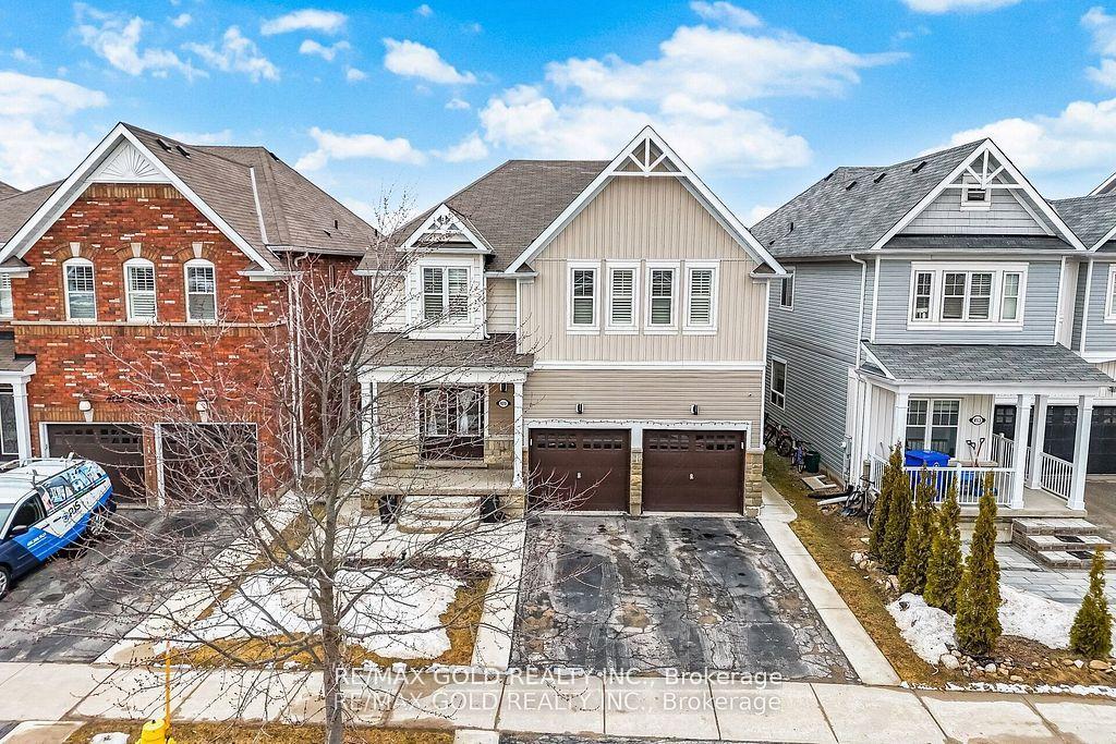 409 Tansley Street — photo 1