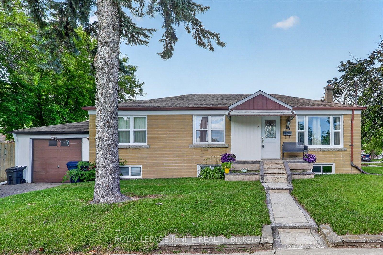 20 Alanbury Crescent, Toronto — Detached for sale, photo 1
