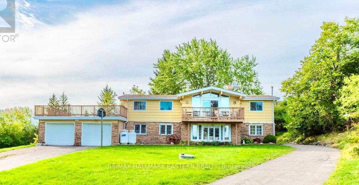 137 Grandview Drive — photo 1