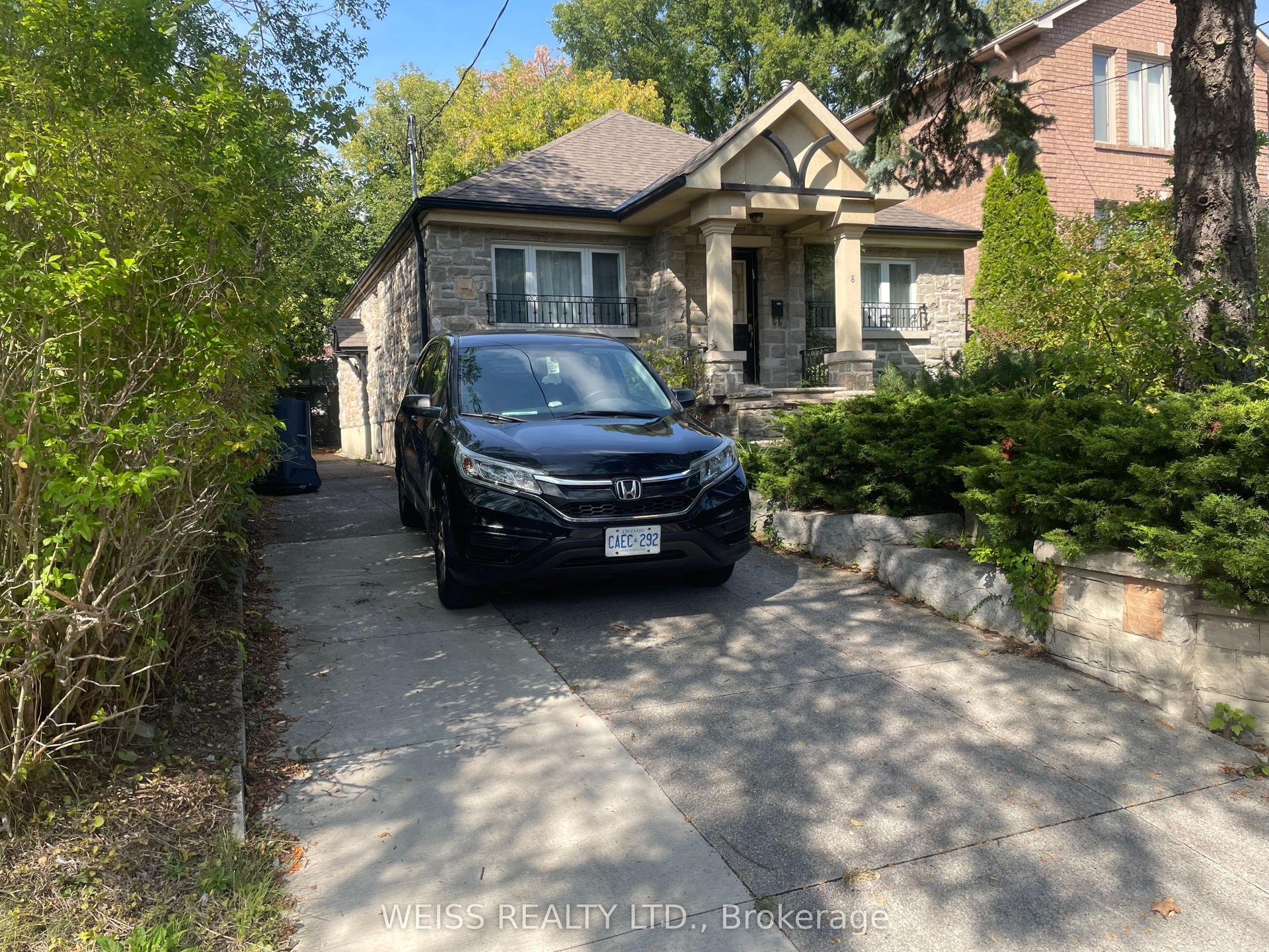 488 Coldstream Avenue — photo 1