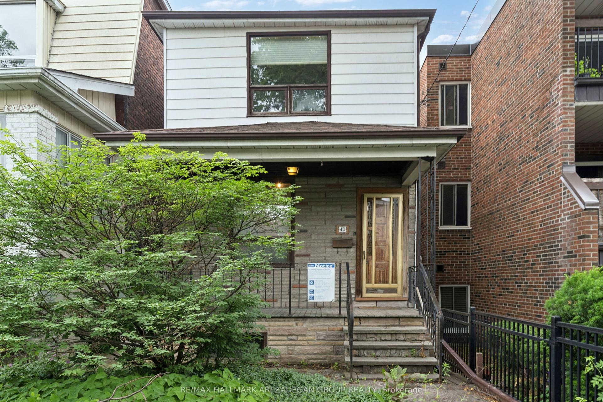 43 Eaton Avenue — photo 1