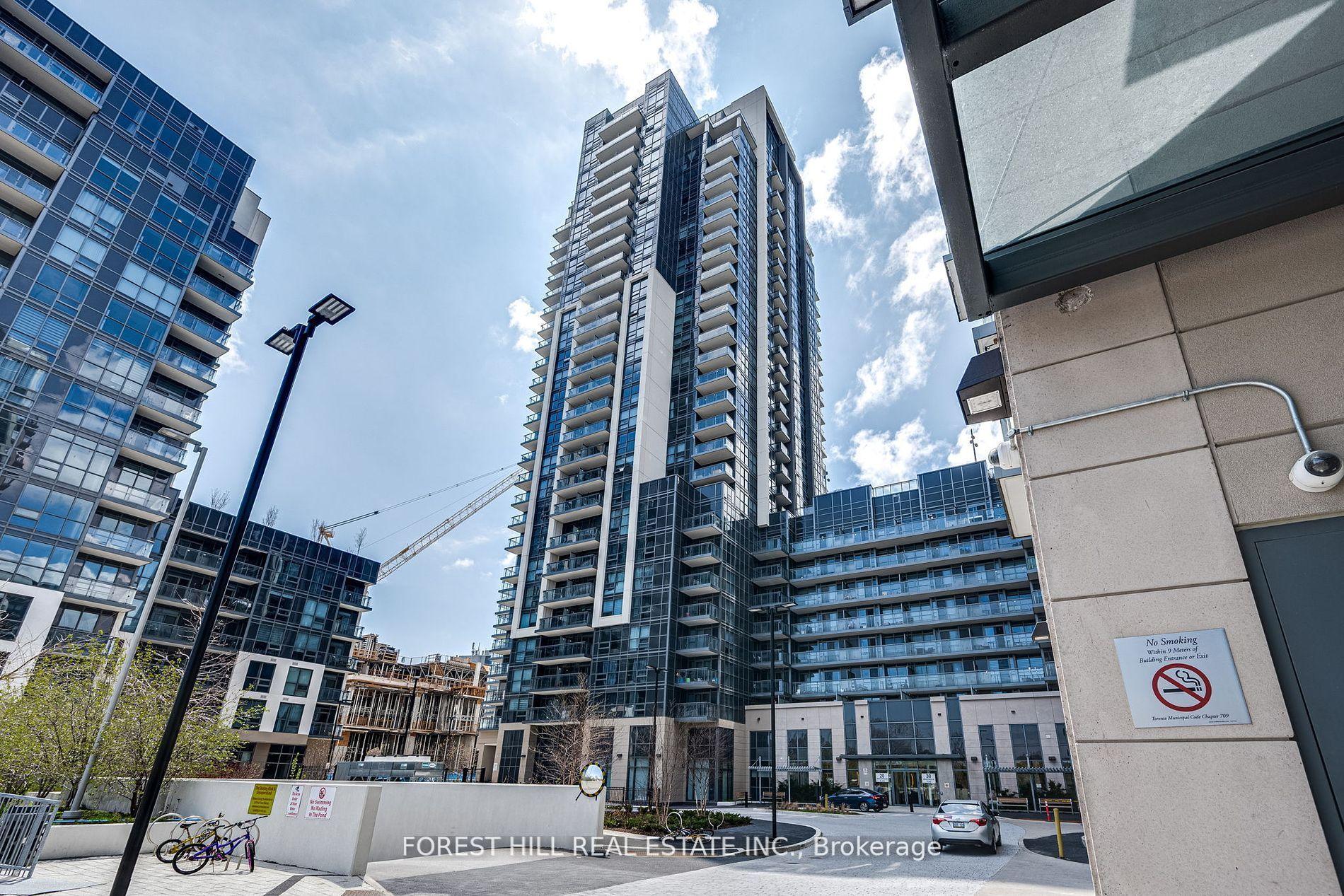 20 Meadowglen Place 826 #826, Toronto — Condo for sale, photo 1